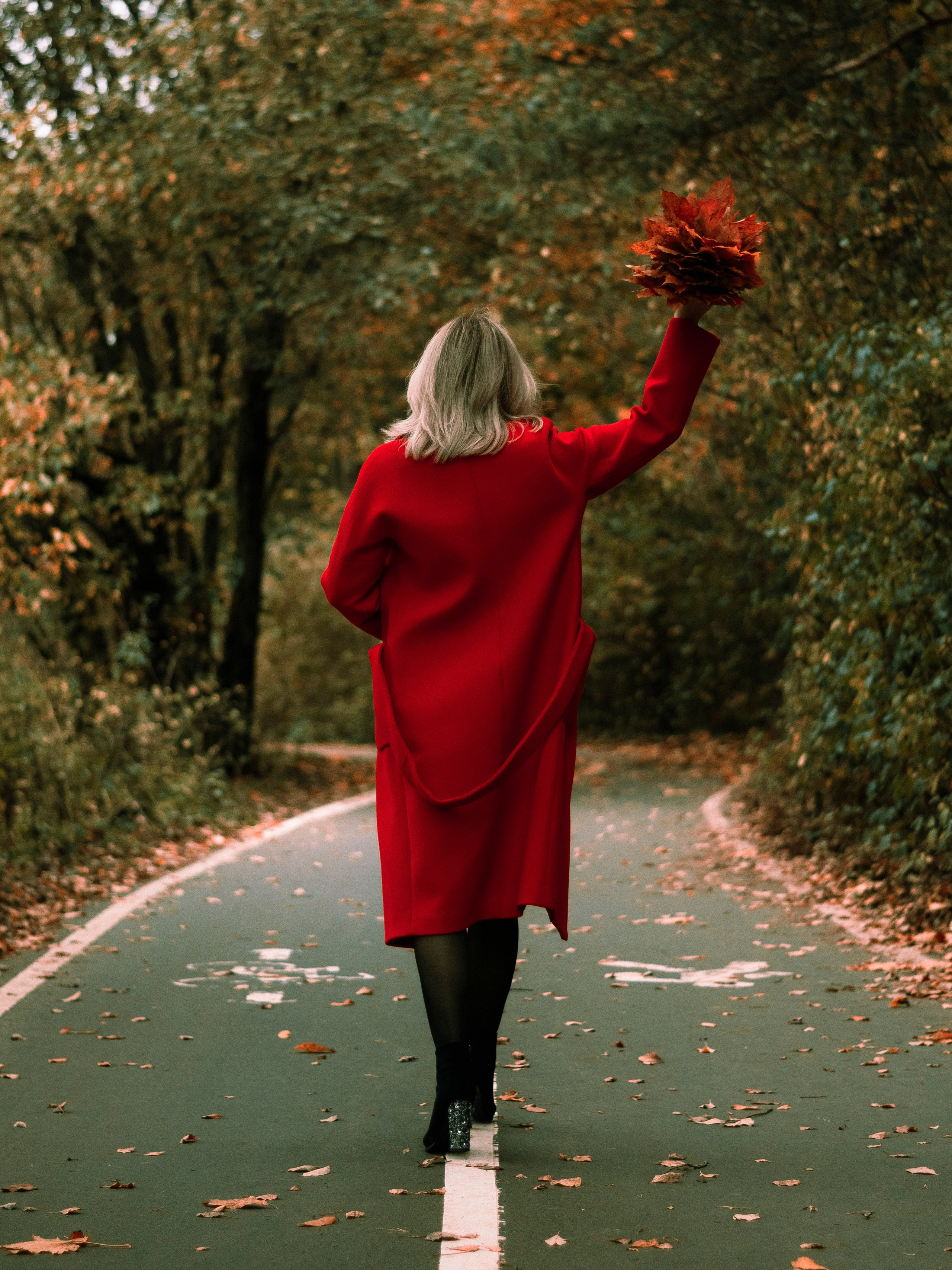 Anya — Autumn Forest. Портретный фотограф Москва Белогорцев Сергей