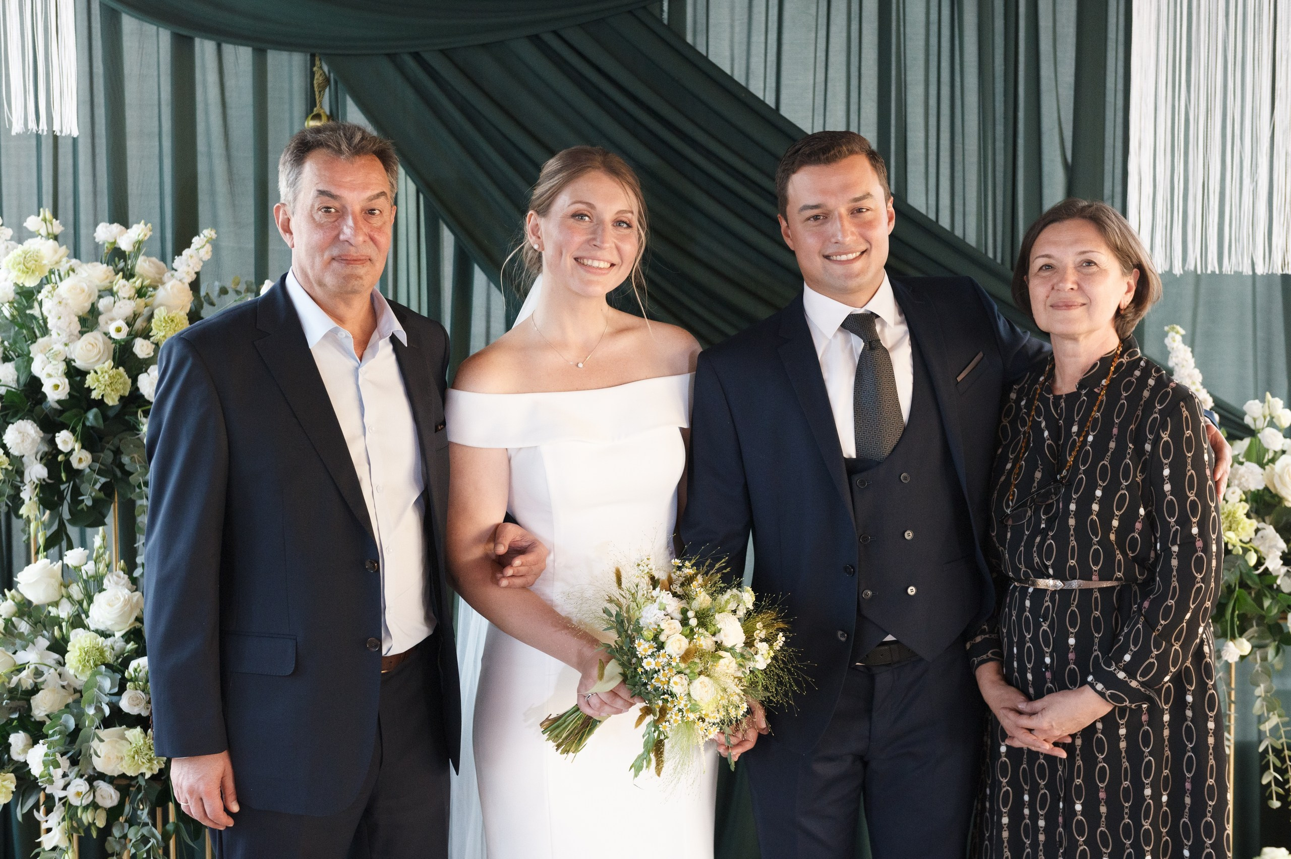 Свадьба в ресторане Берег в Москве. Праздничное агентство ПИОН