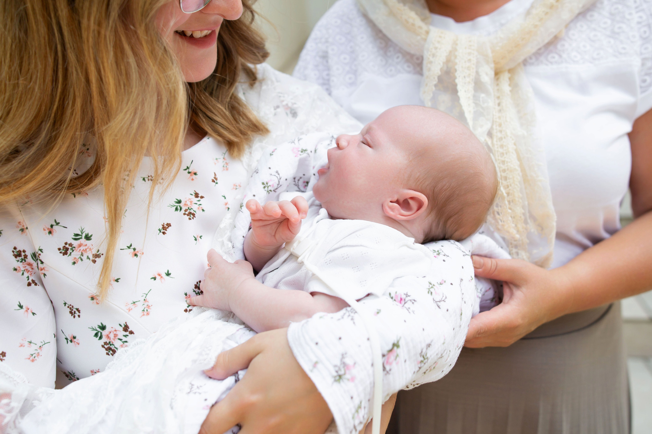 Крещение Амелии. Храм Рождества Христова в с. Михалево. Семейный и детский фотограф Анна Петракова