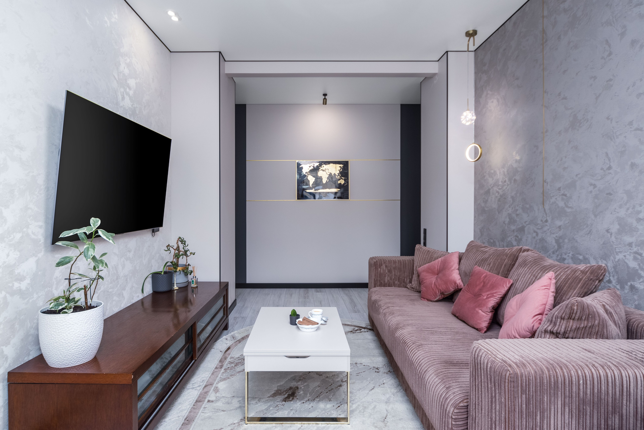 Фотограф Sakavita Media - гостиная в двухкомнатной квартире в сталинке