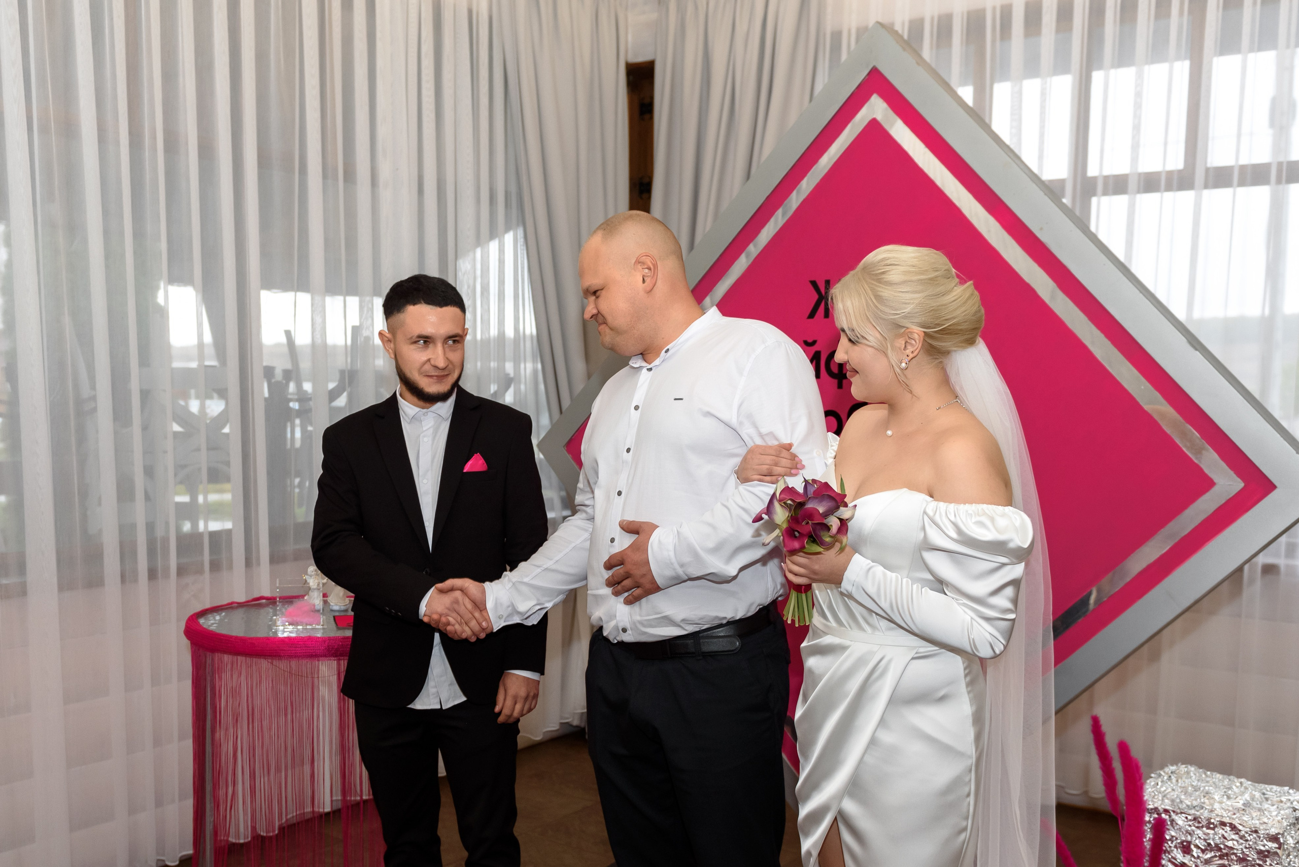 Владислав и Кристина. Свадебный и семейный фотограф в Алексеевке Марина Купреева