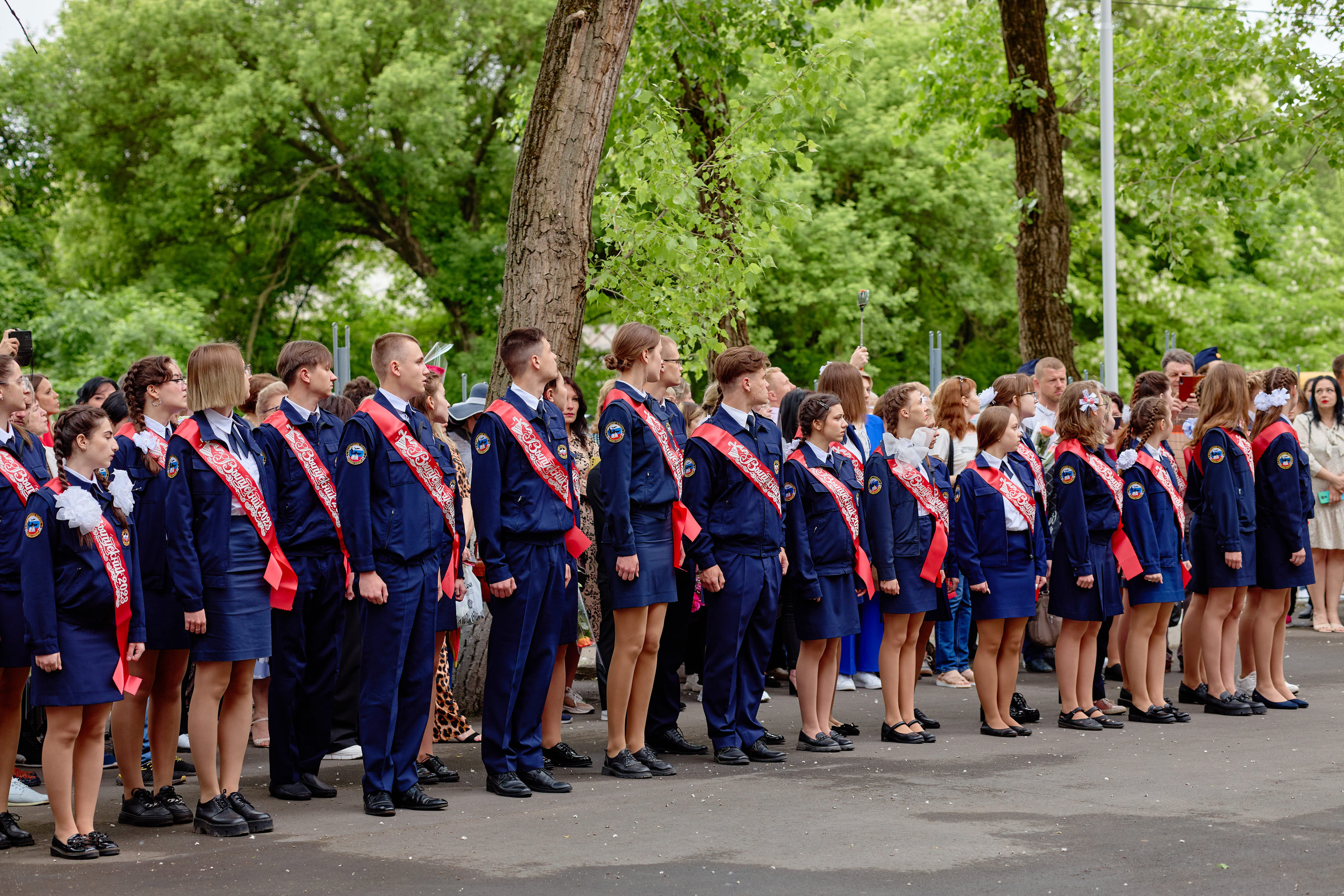 Сьемка линейки на 1 сентября таганрог 6 школа. Фотограф Выпускные альбомы Таганрог Сергей Коробченко