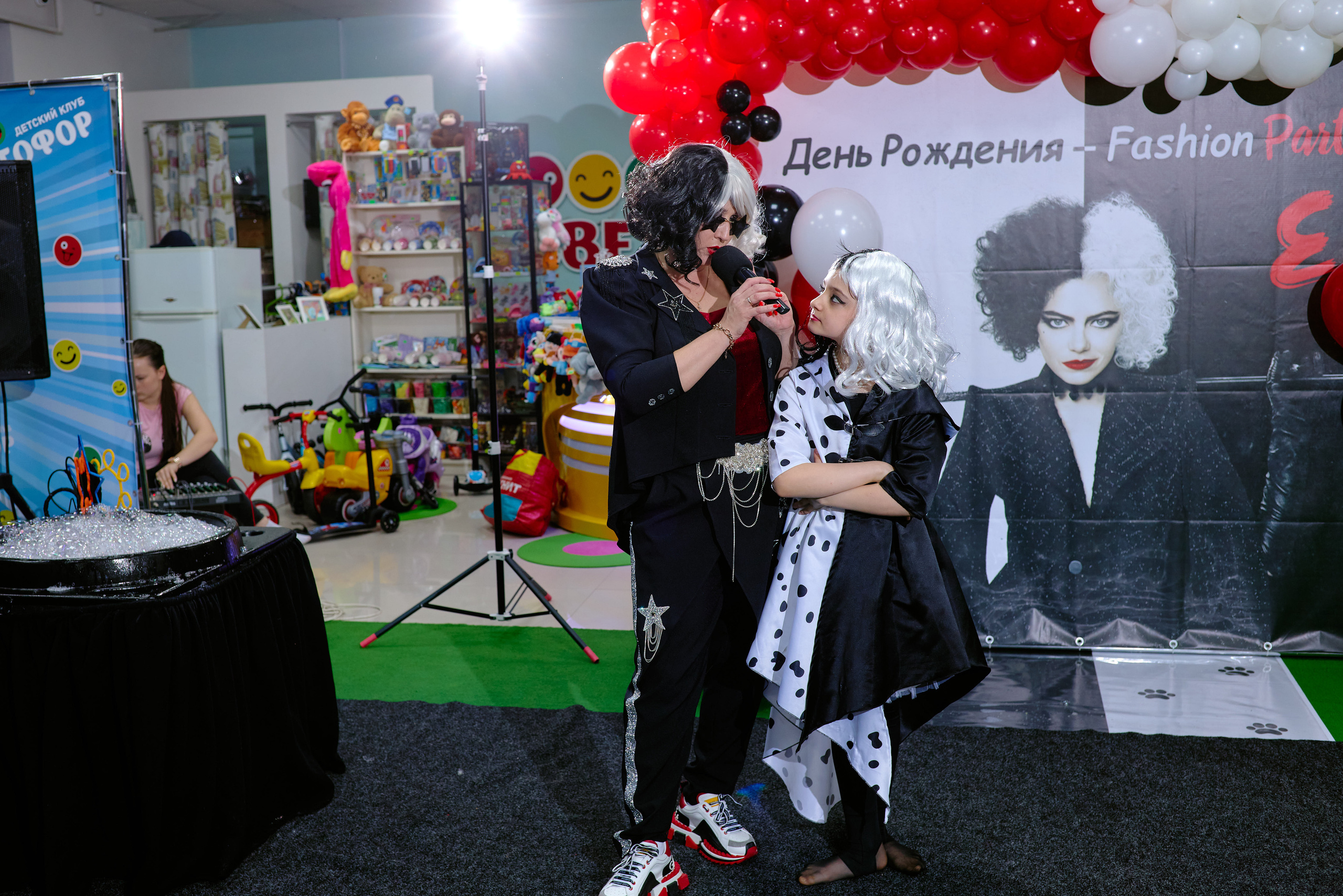 Сьемка детского дня рождения таганрог Fashion party Yesenia. Фотограф Выпускные альбомы Таганрог Сергей Коробченко