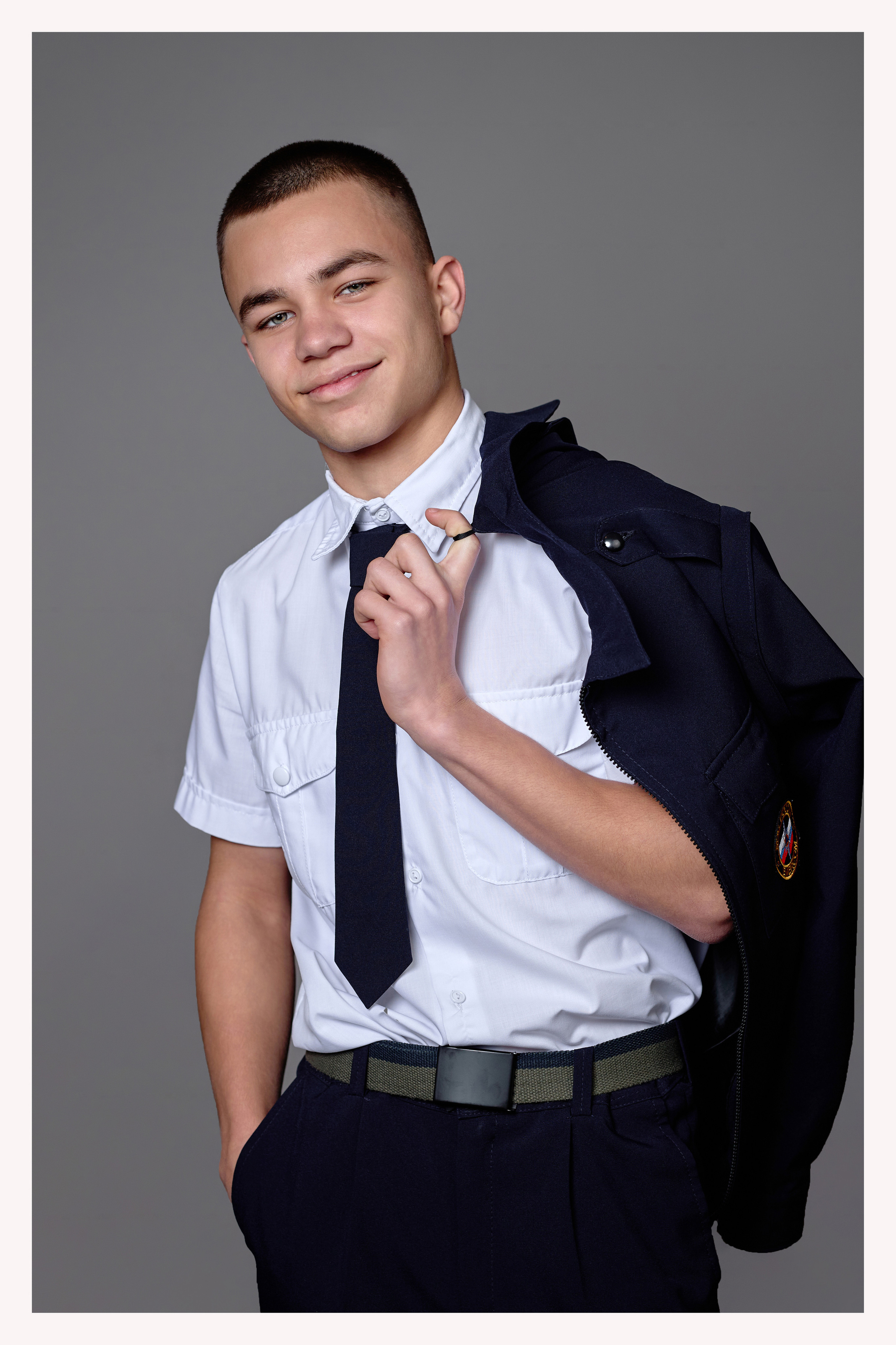 Выпускные портреты для выпускного альбома таганрог. Фотограф Выпускные альбомы Таганрог Сергей Коробченко