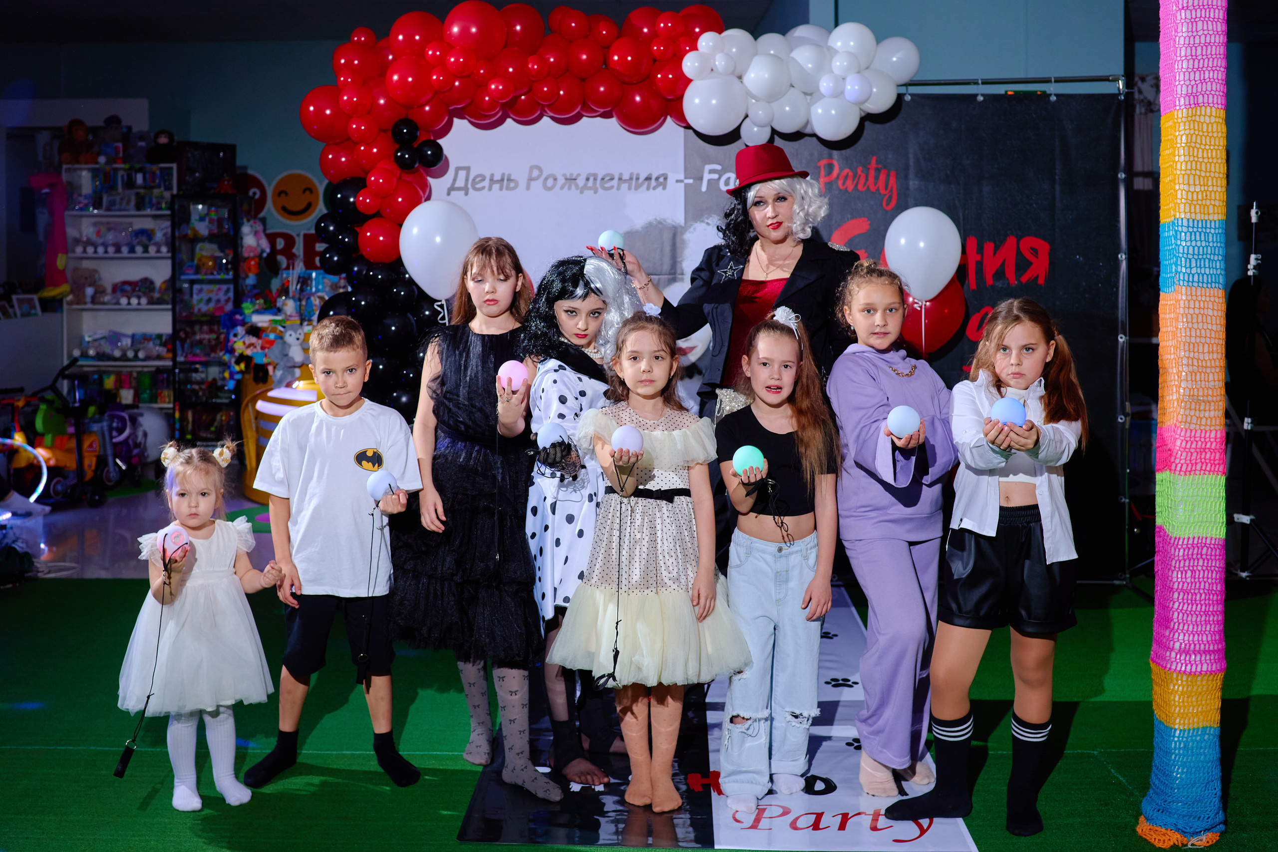 Сьемка детского дня рождения таганрог Fashion party Yesenia. Фотограф Выпускные альбомы Таганрог Сергей Коробченко