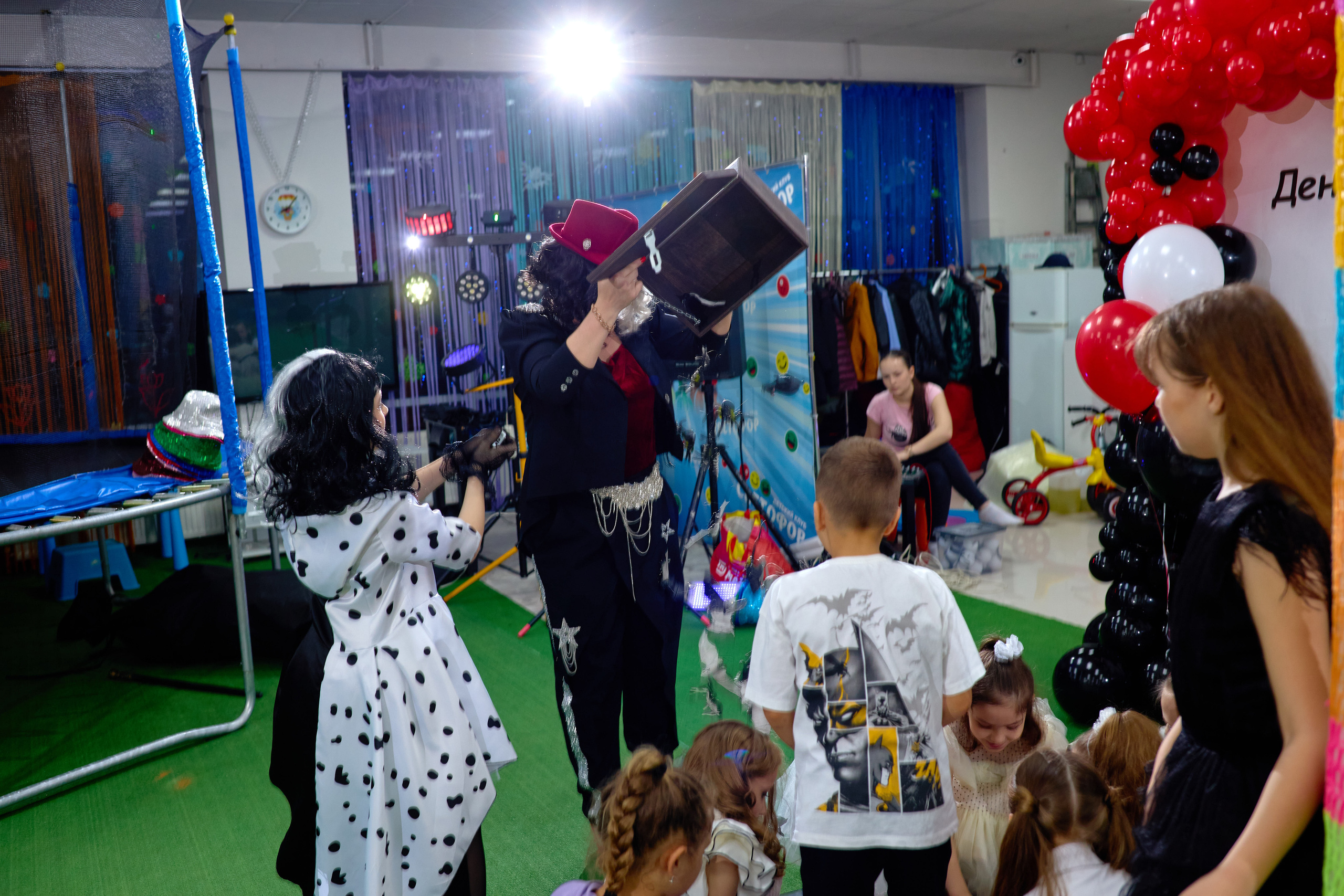 Сьемка детского дня рождения таганрог Fashion party Yesenia. Фотограф Выпускные альбомы Таганрог Сергей Коробченко