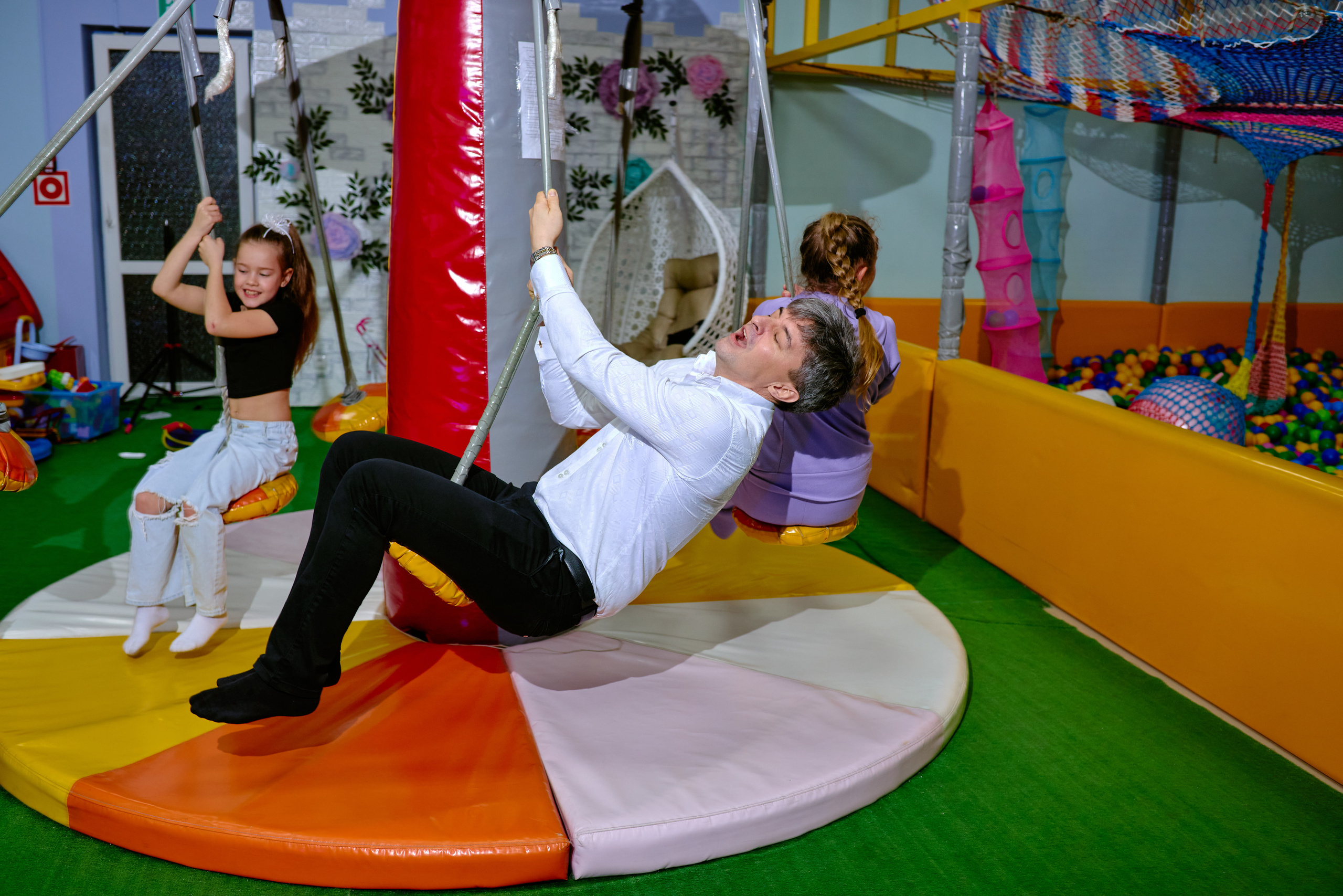 Сьемка детского дня рождения таганрог Fashion party Yesenia. Фотограф Выпускные альбомы Таганрог Сергей Коробченко