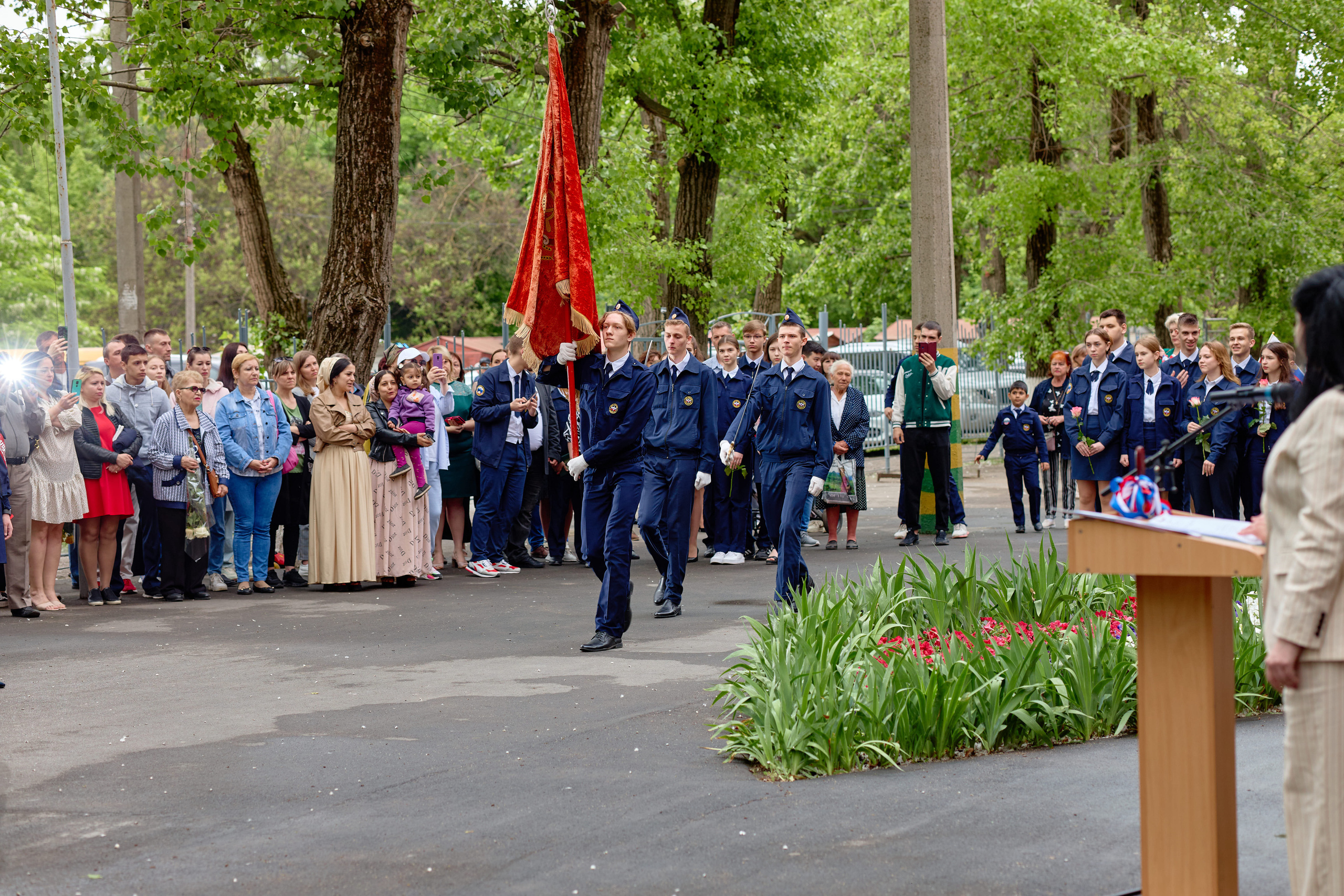 Сьемка линейки на 1 сентября таганрог 6 школа. Фотограф Выпускные альбомы Таганрог Сергей Коробченко