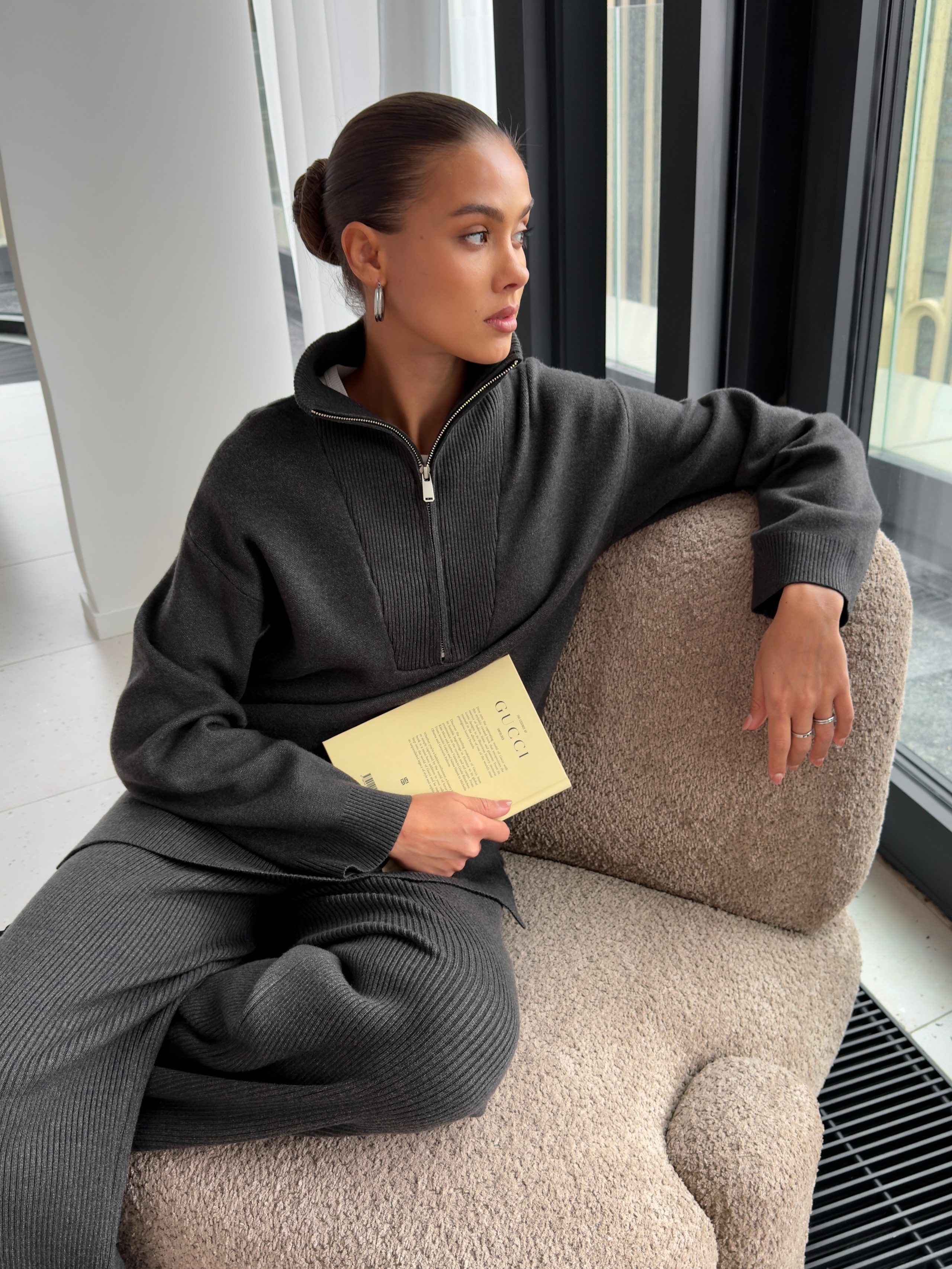 Mob.content. 595 Production