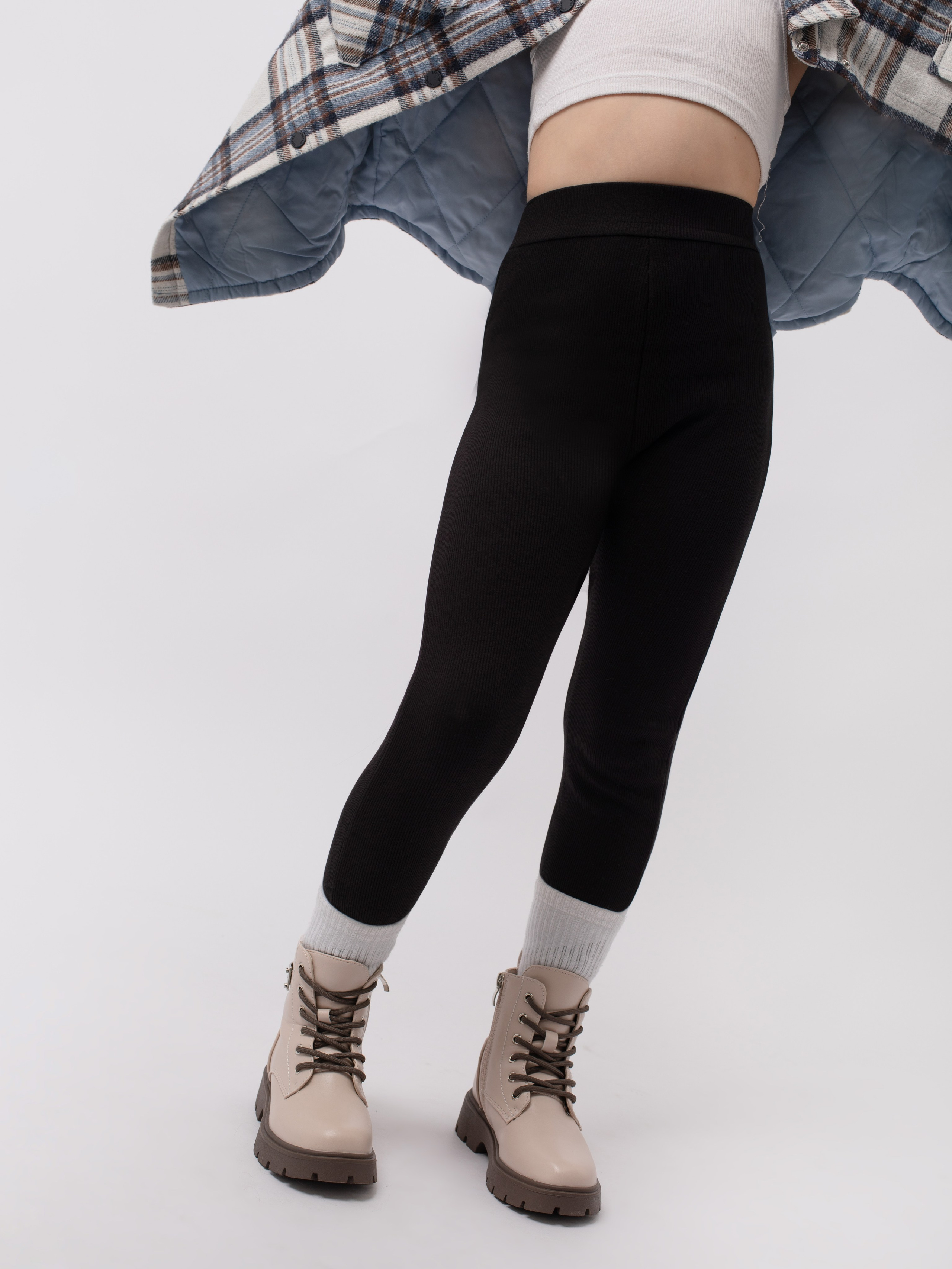 Утепленные лосины. Фотостудия предметной и модельной съёмки для маркетплейсов