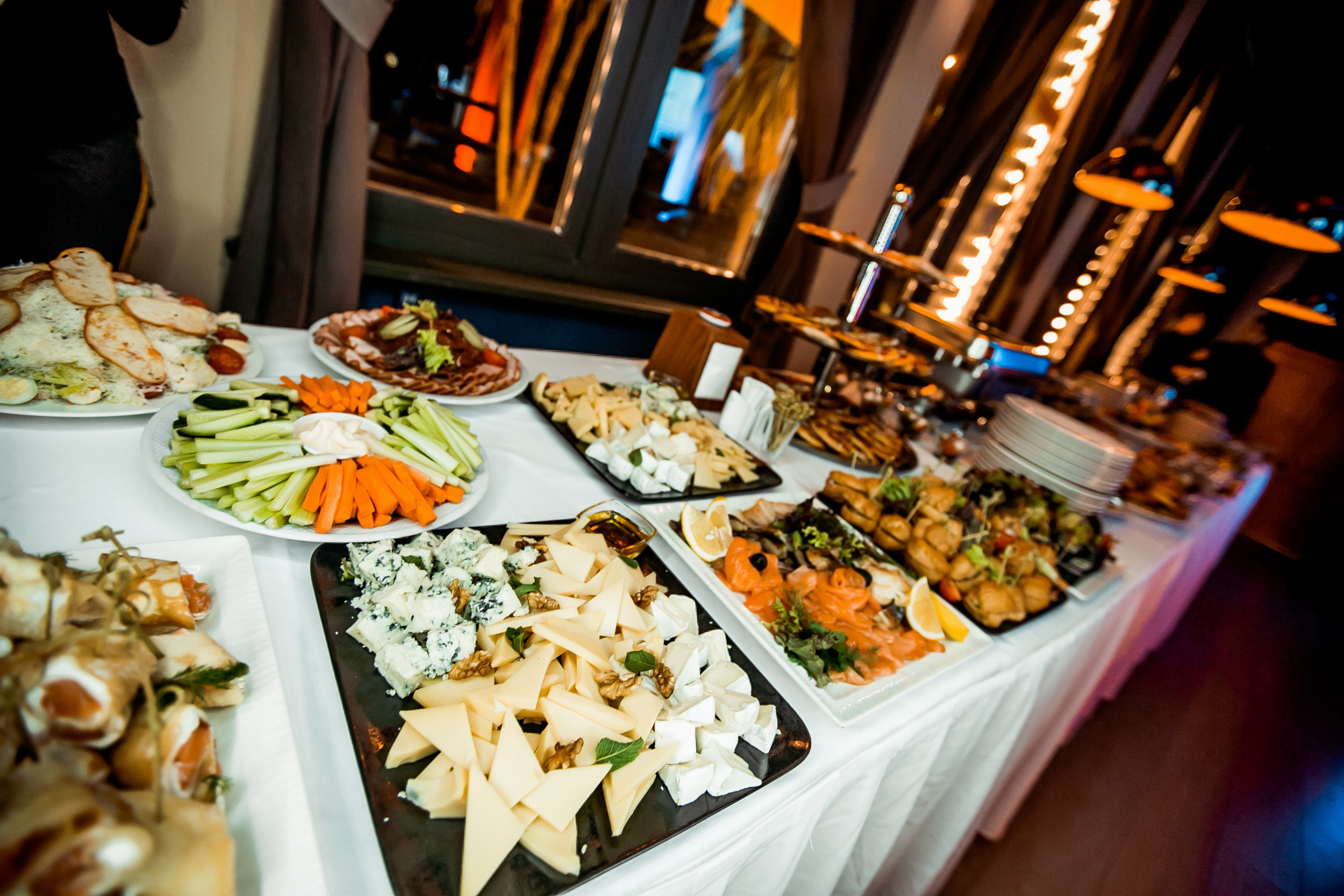 Космическая вечеринка RED BULL. Репортажный фотограф в Сочи Дмитрий Ветринский