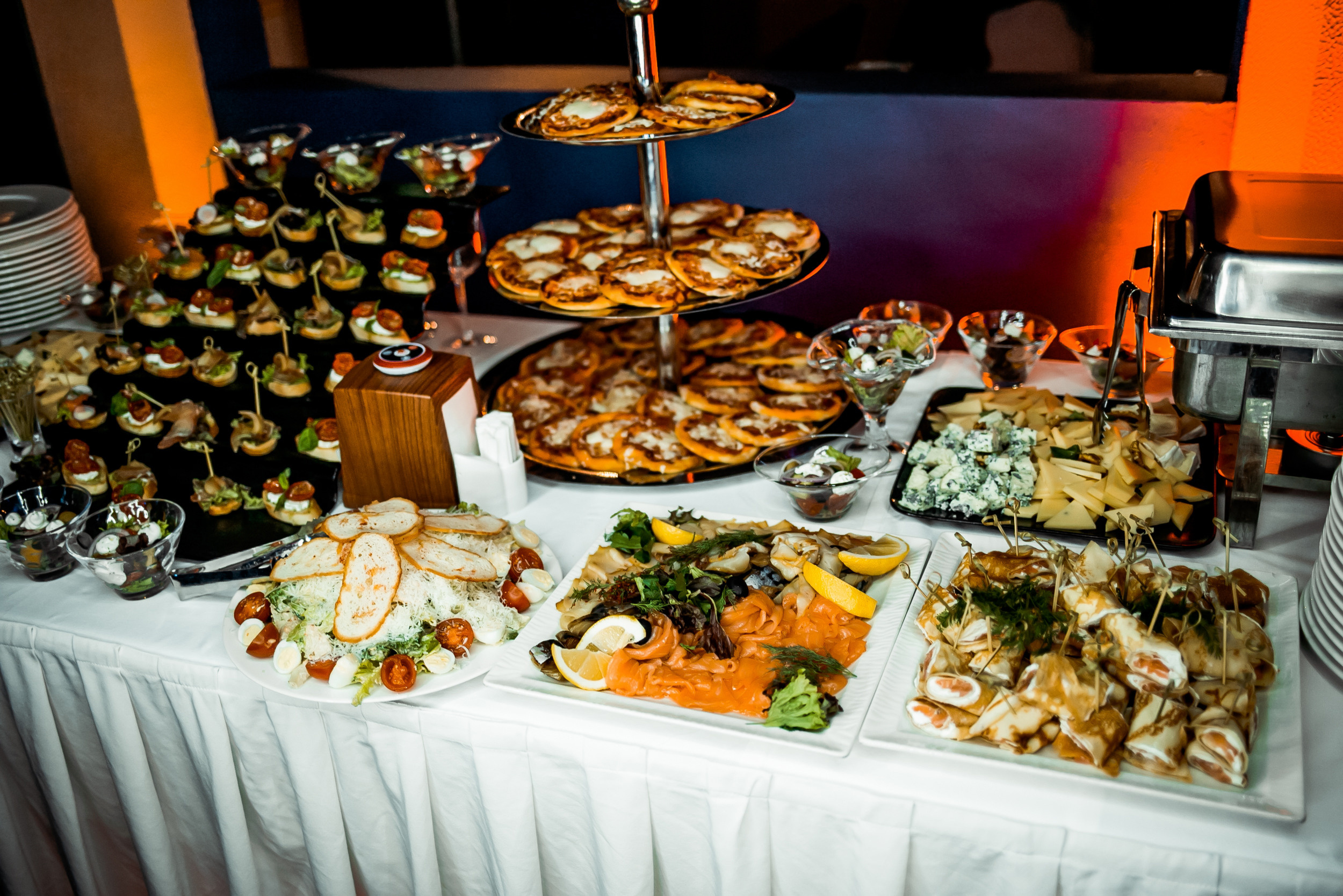 Космическая вечеринка RED BULL. Репортажный фотограф в Сочи Дмитрий Ветринский