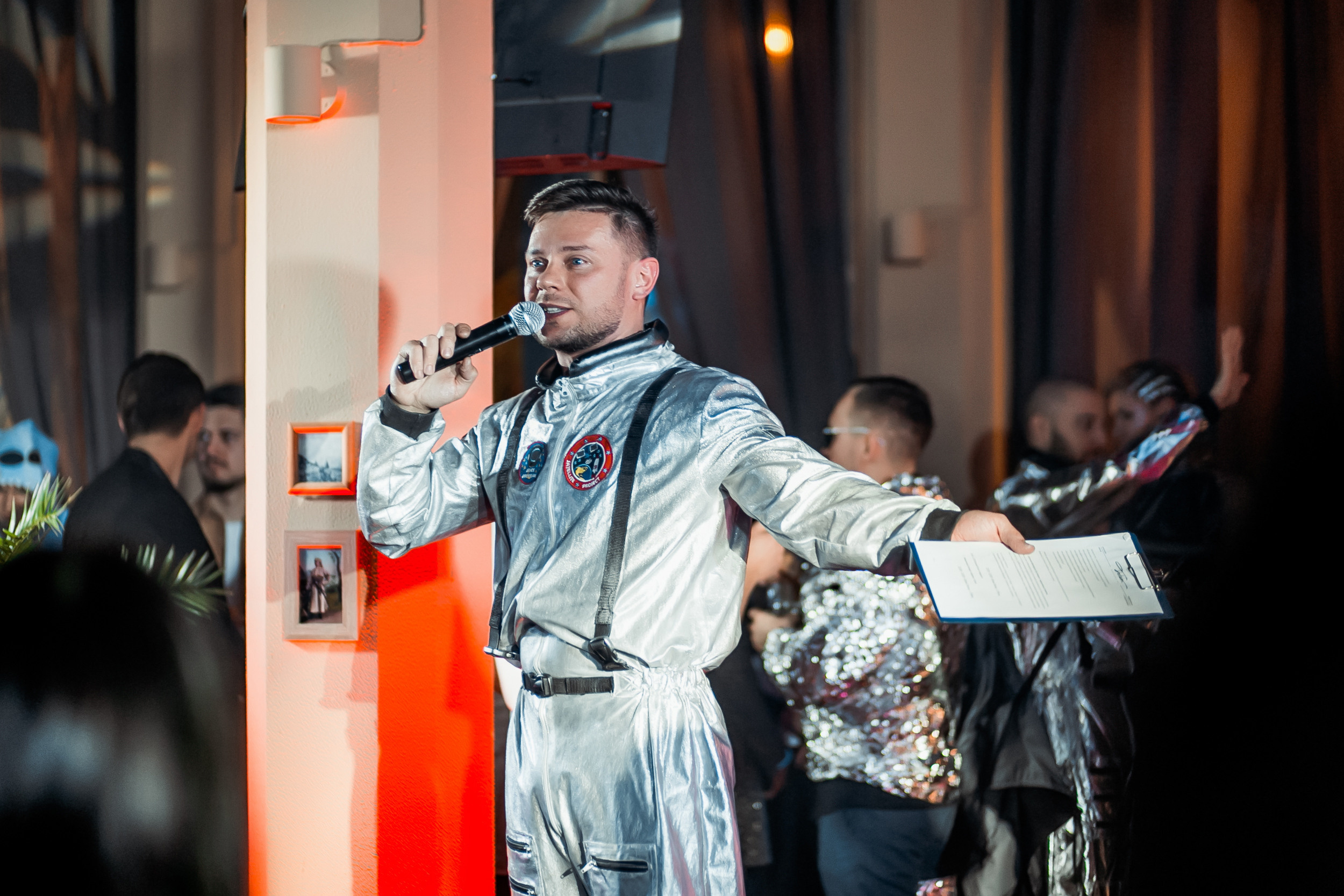 Космическая вечеринка RED BULL. Репортажный фотограф в Сочи Дмитрий Ветринский