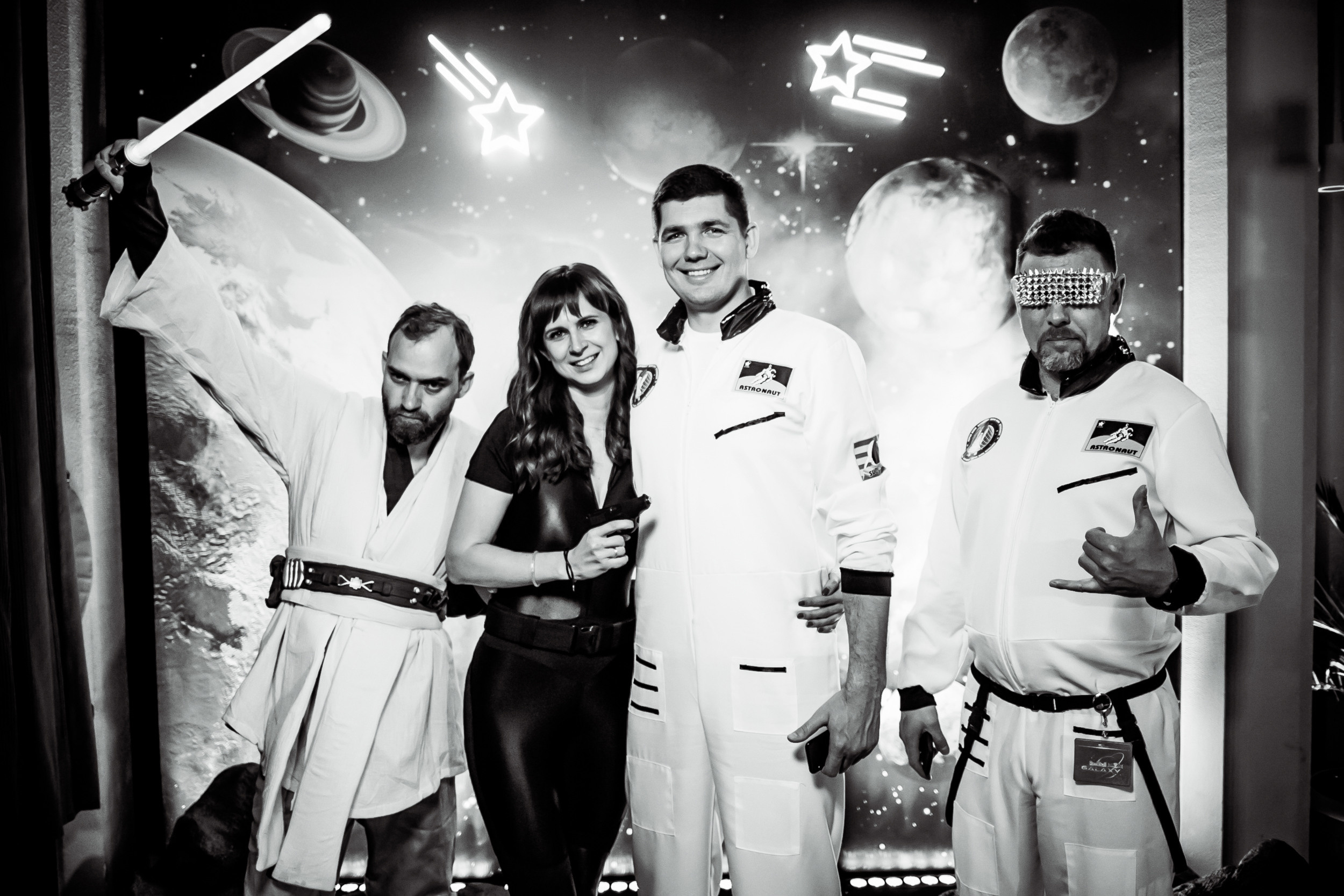 Космическая вечеринка RED BULL. Репортажный фотограф в Сочи Дмитрий Ветринский