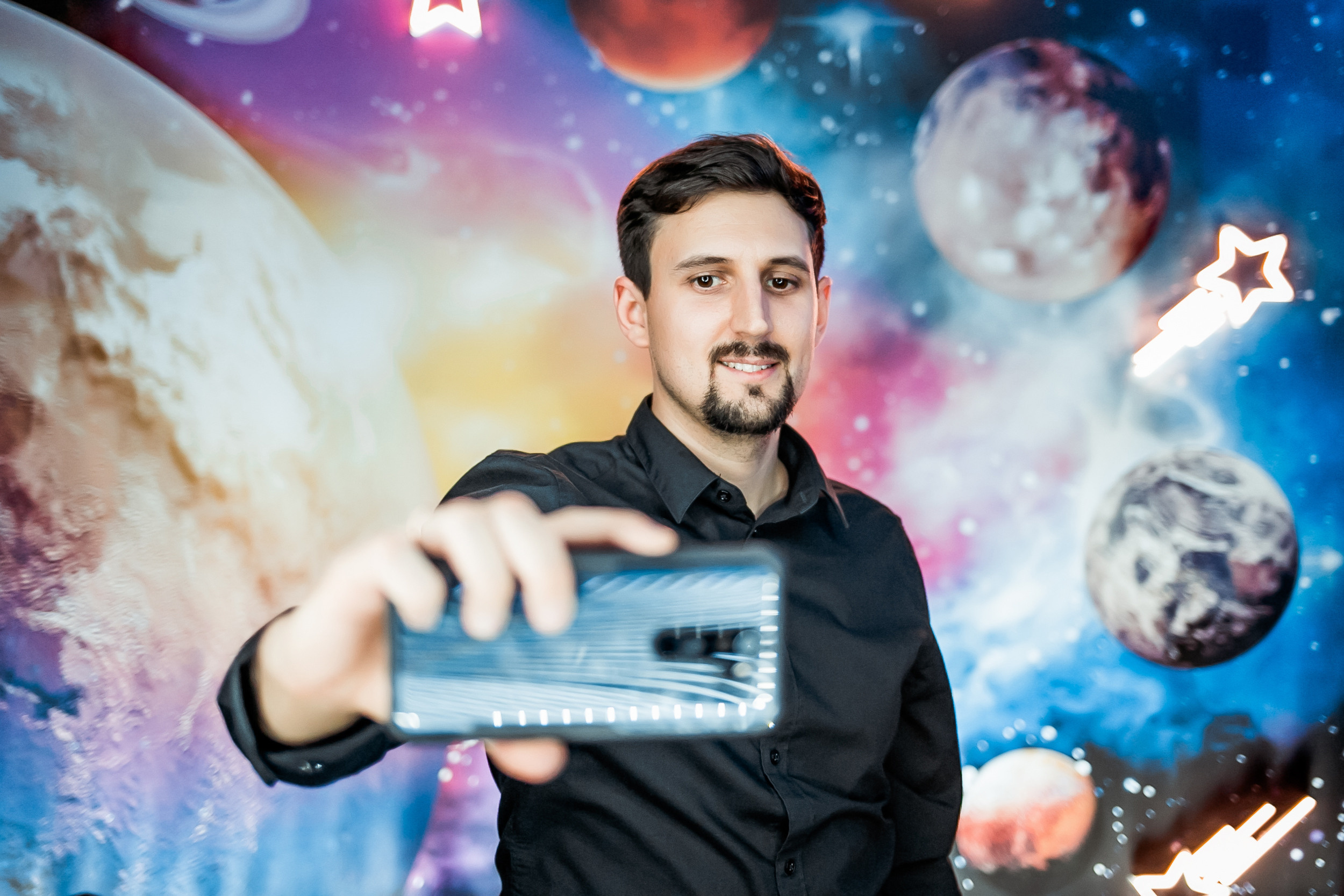 Космическая вечеринка RED BULL. Репортажный фотограф в Сочи Дмитрий Ветринский