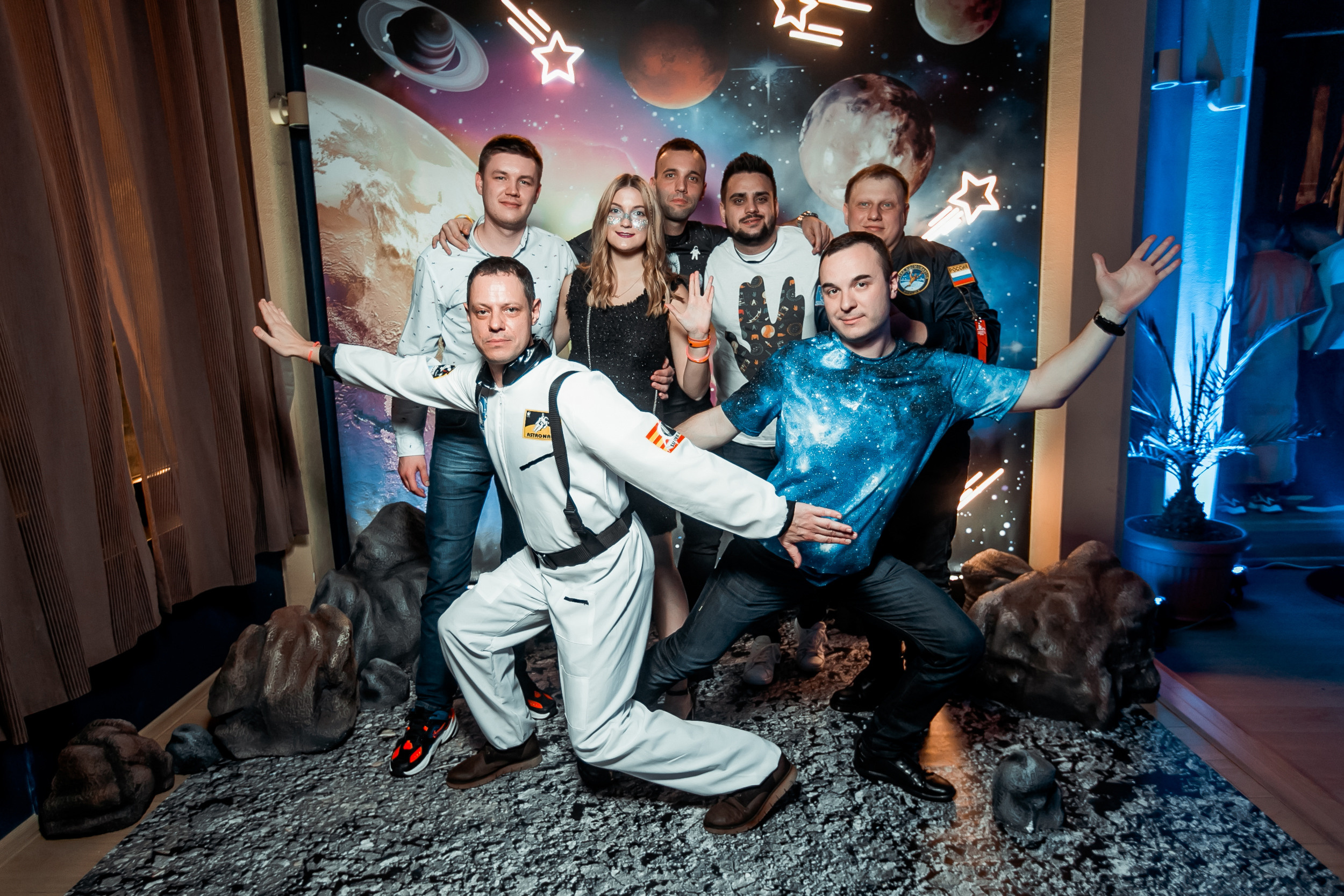 Космическая вечеринка RED BULL. Репортажный фотограф в Сочи Дмитрий Ветринский