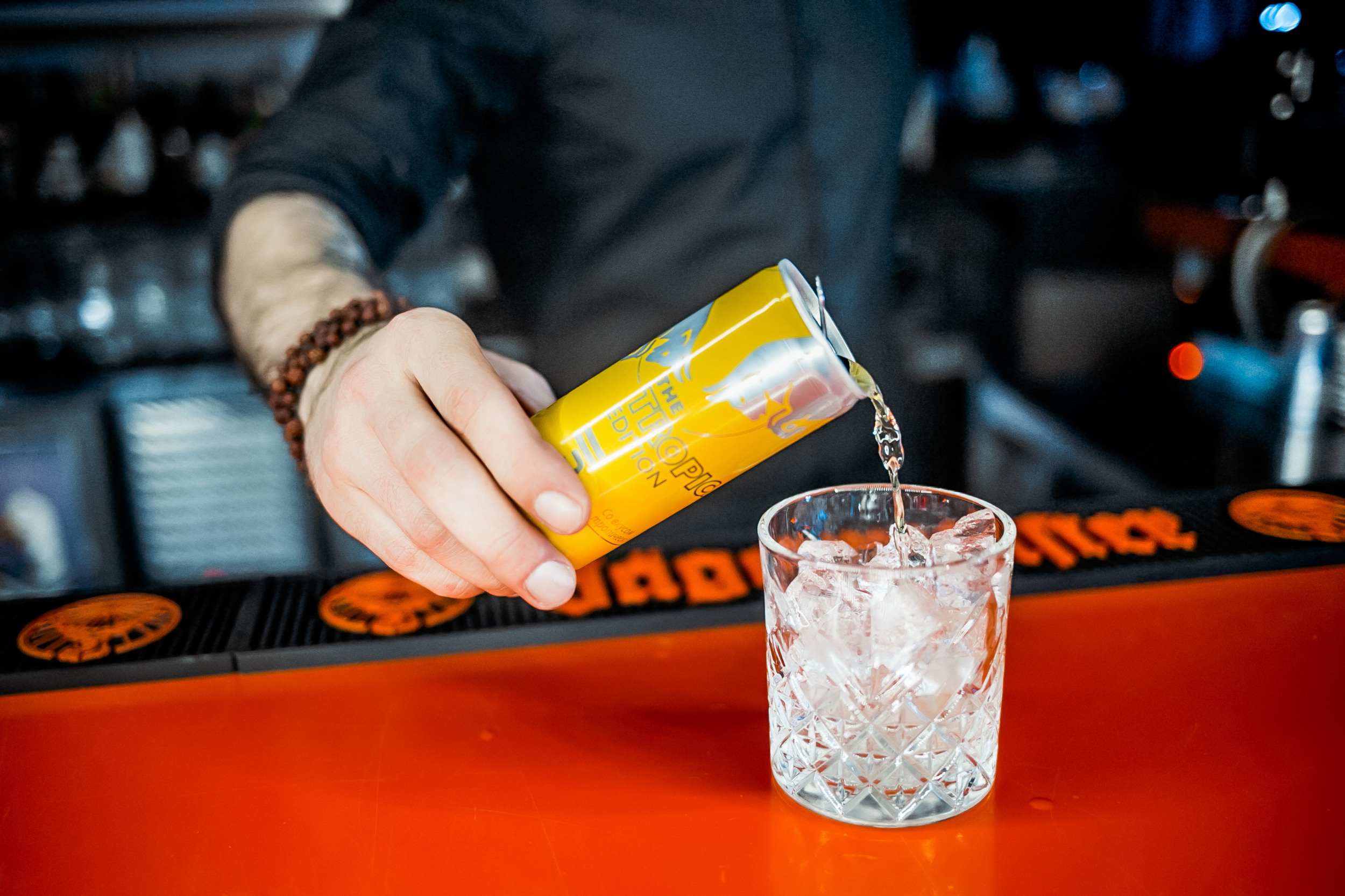 Космическая вечеринка RED BULL. Репортажный фотограф в Сочи Дмитрий Ветринский