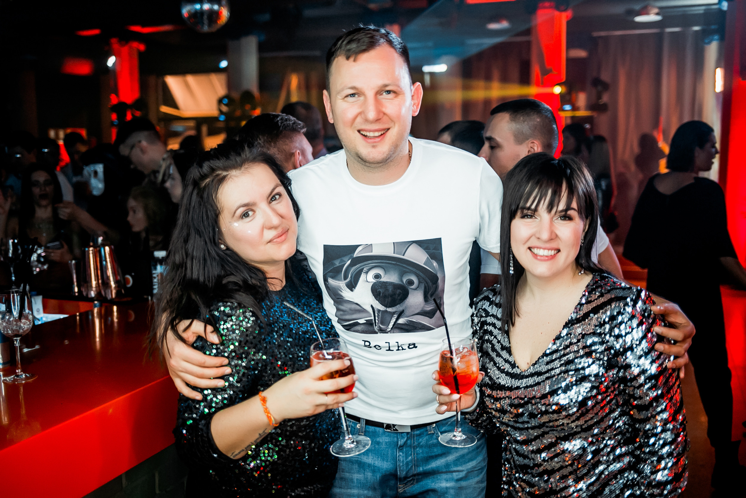 Космическая вечеринка RED BULL. Репортажный фотограф в Сочи Дмитрий Ветринский