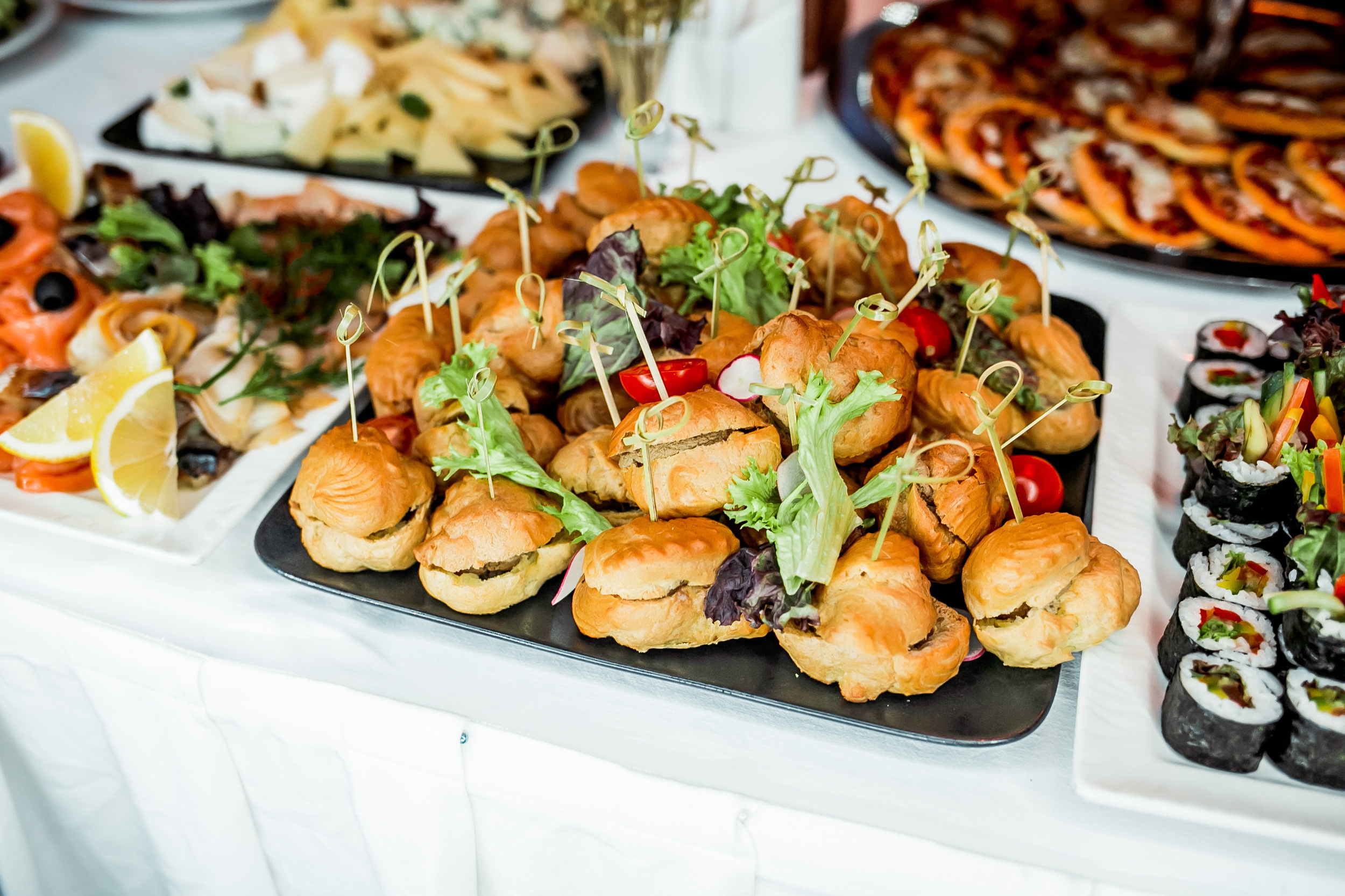 Космическая вечеринка RED BULL. Репортажный фотограф в Сочи Дмитрий Ветринский