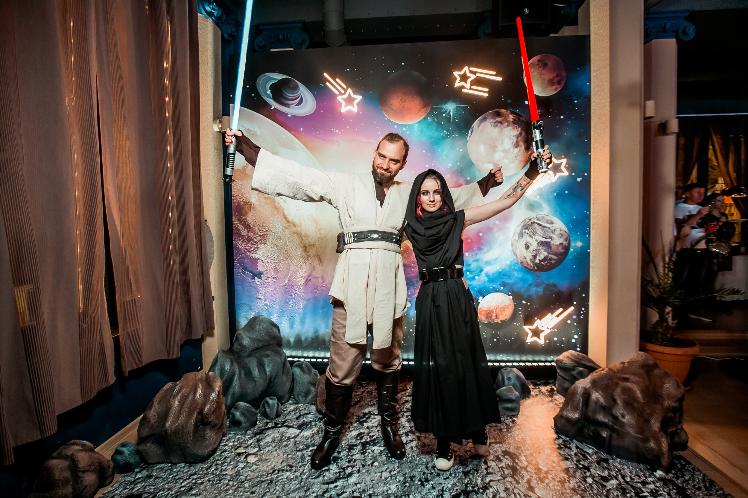 Космическая вечеринка RED BULL. Репортажный фотограф в Сочи Дмитрий Ветринский