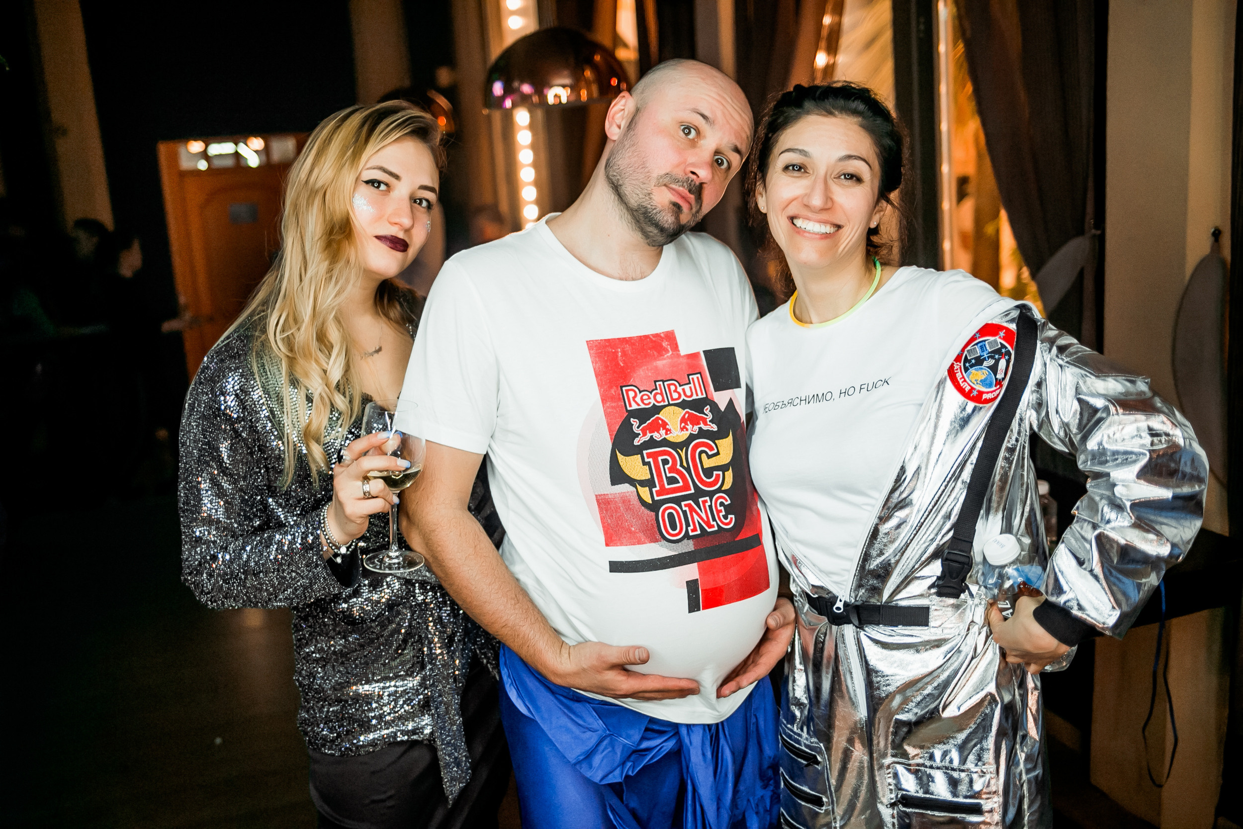 Космическая вечеринка RED BULL. Репортажный фотограф в Сочи Дмитрий Ветринский