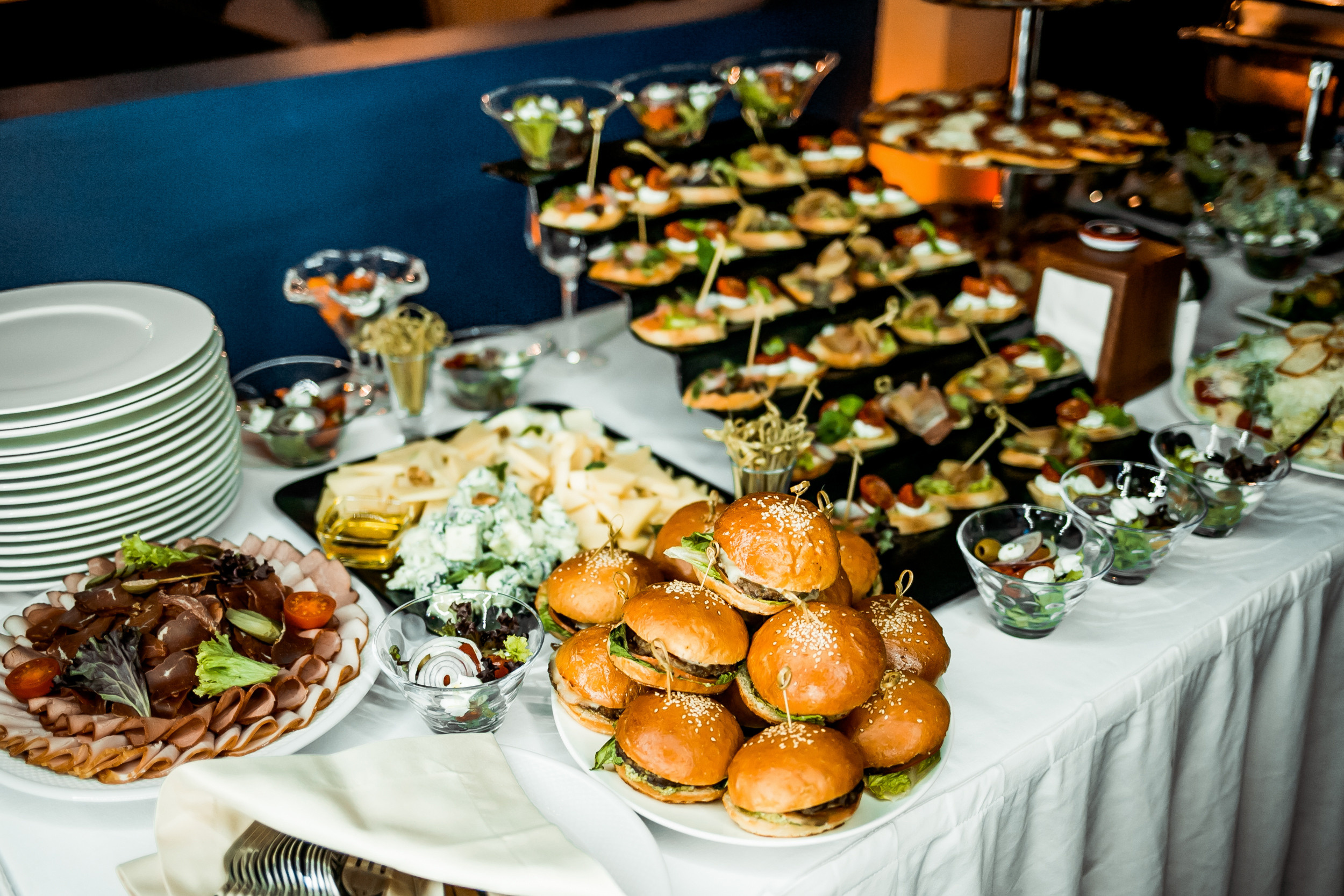 Космическая вечеринка RED BULL. Репортажный фотограф в Сочи Дмитрий Ветринский