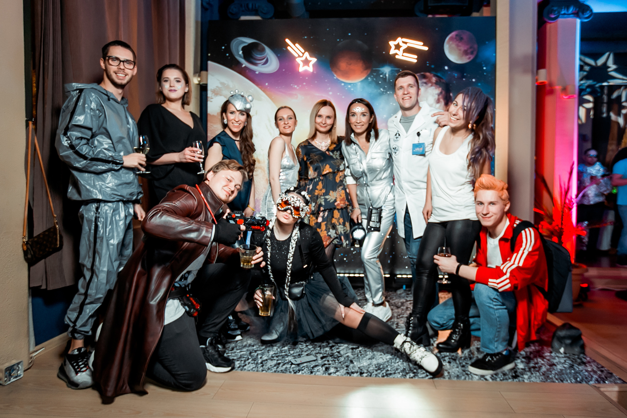 Космическая вечеринка RED BULL. Репортажный фотограф в Сочи Дмитрий Ветринский