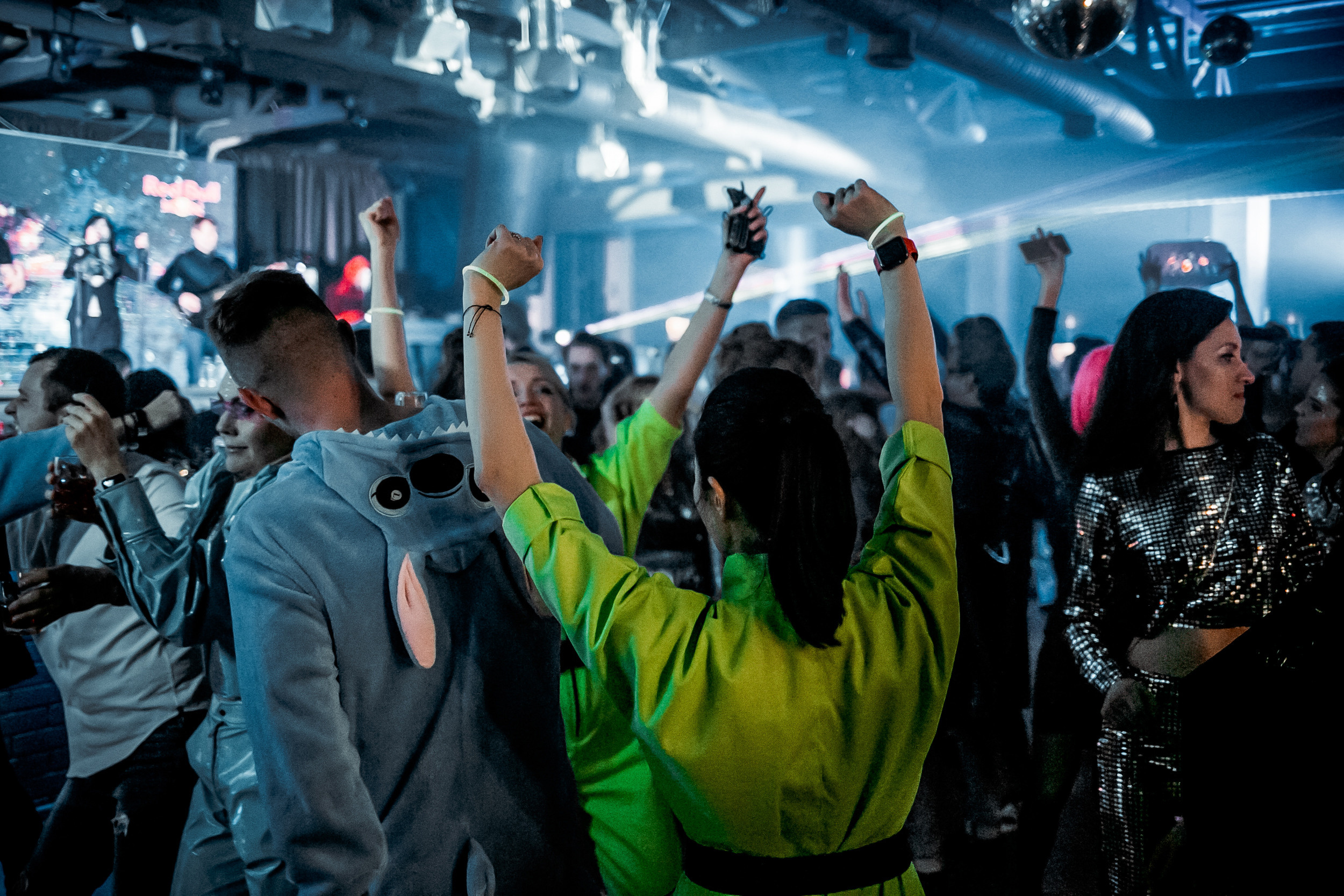 Космическая вечеринка RED BULL. Репортажный фотограф в Сочи Дмитрий Ветринский