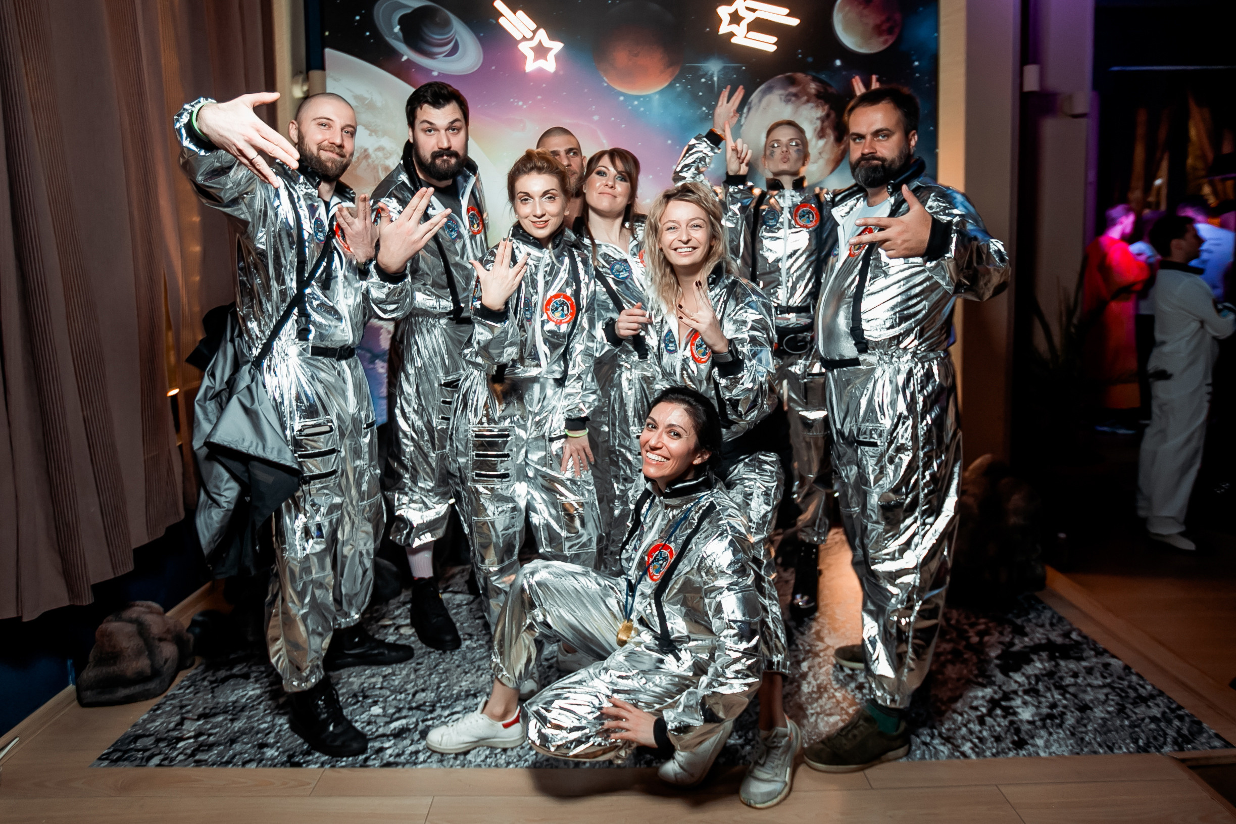 Космическая вечеринка RED BULL. Репортажный фотограф в Сочи Дмитрий Ветринский