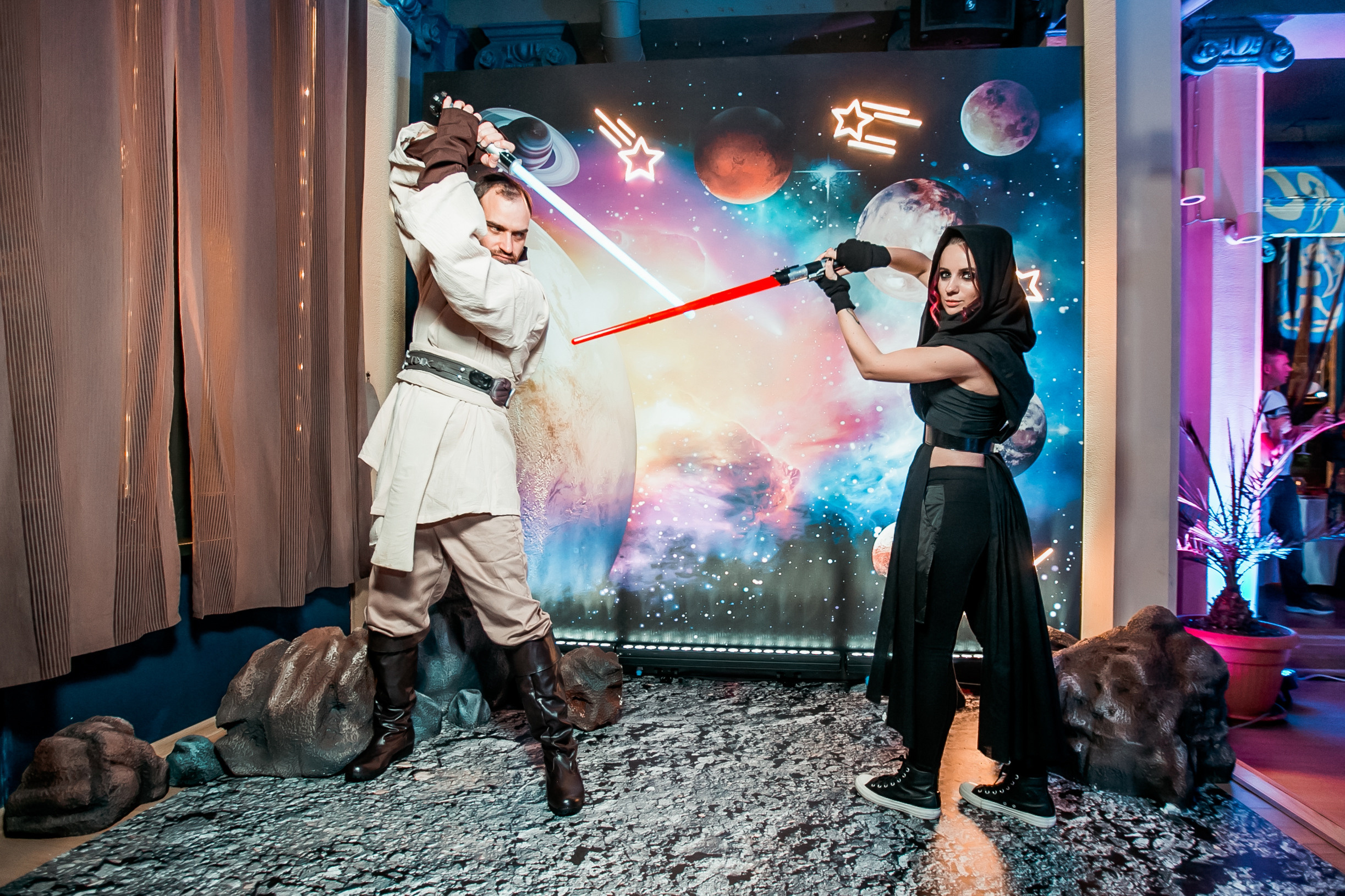 Космическая вечеринка RED BULL. Репортажный фотограф в Сочи Дмитрий Ветринский