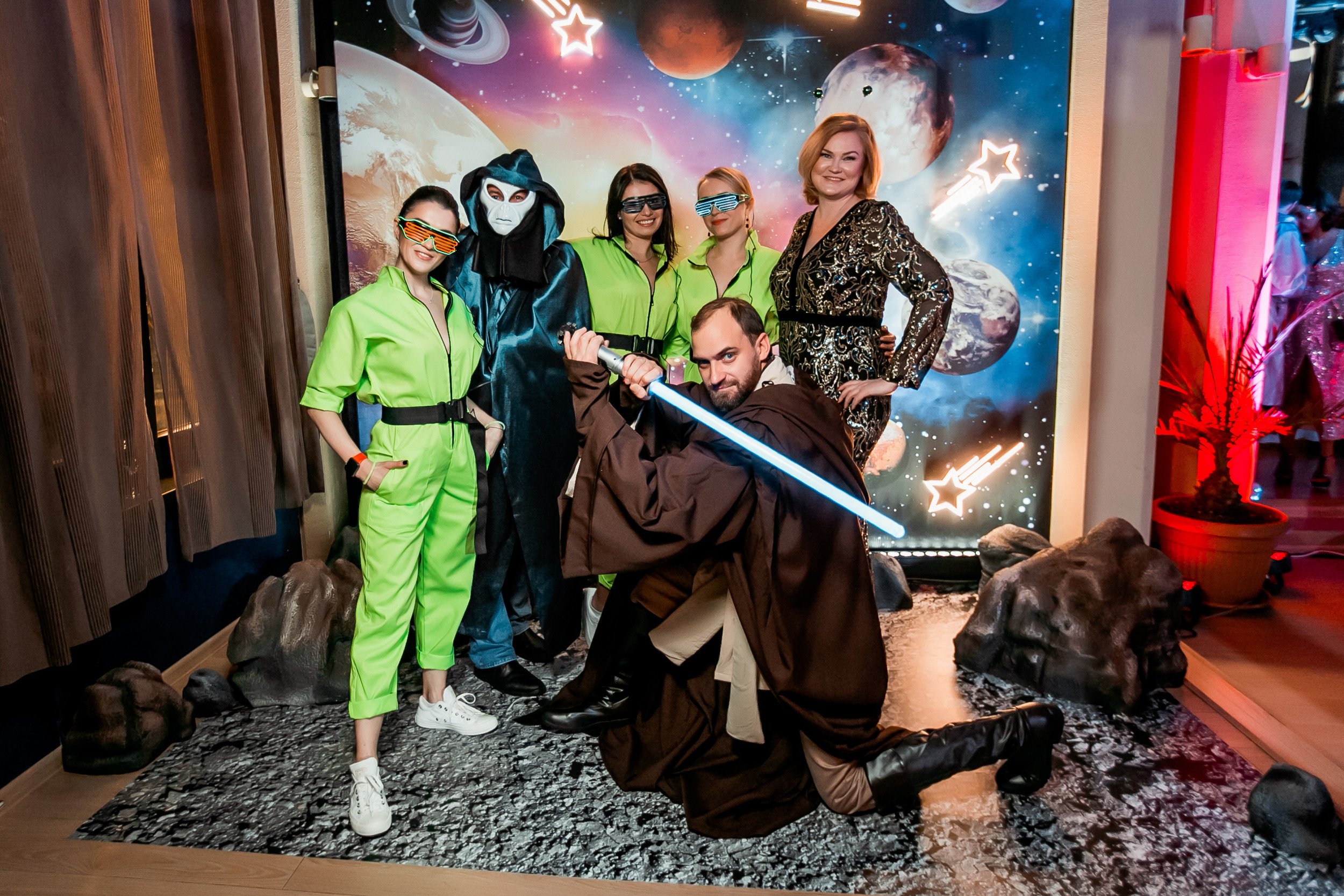 Космическая вечеринка RED BULL. Репортажный фотограф в Сочи Дмитрий Ветринский