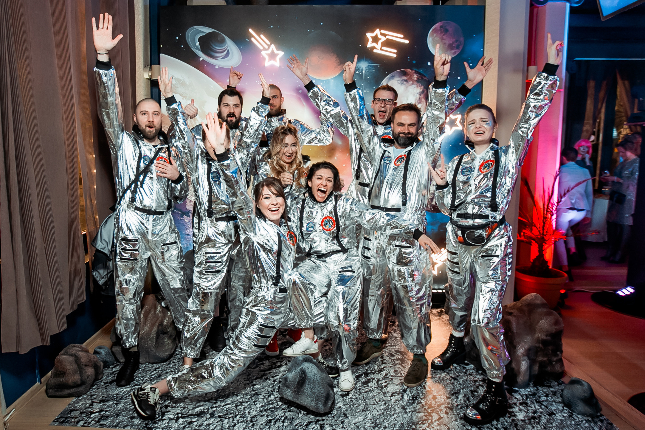 Космическая вечеринка RED BULL. Репортажный фотограф в Сочи Дмитрий Ветринский