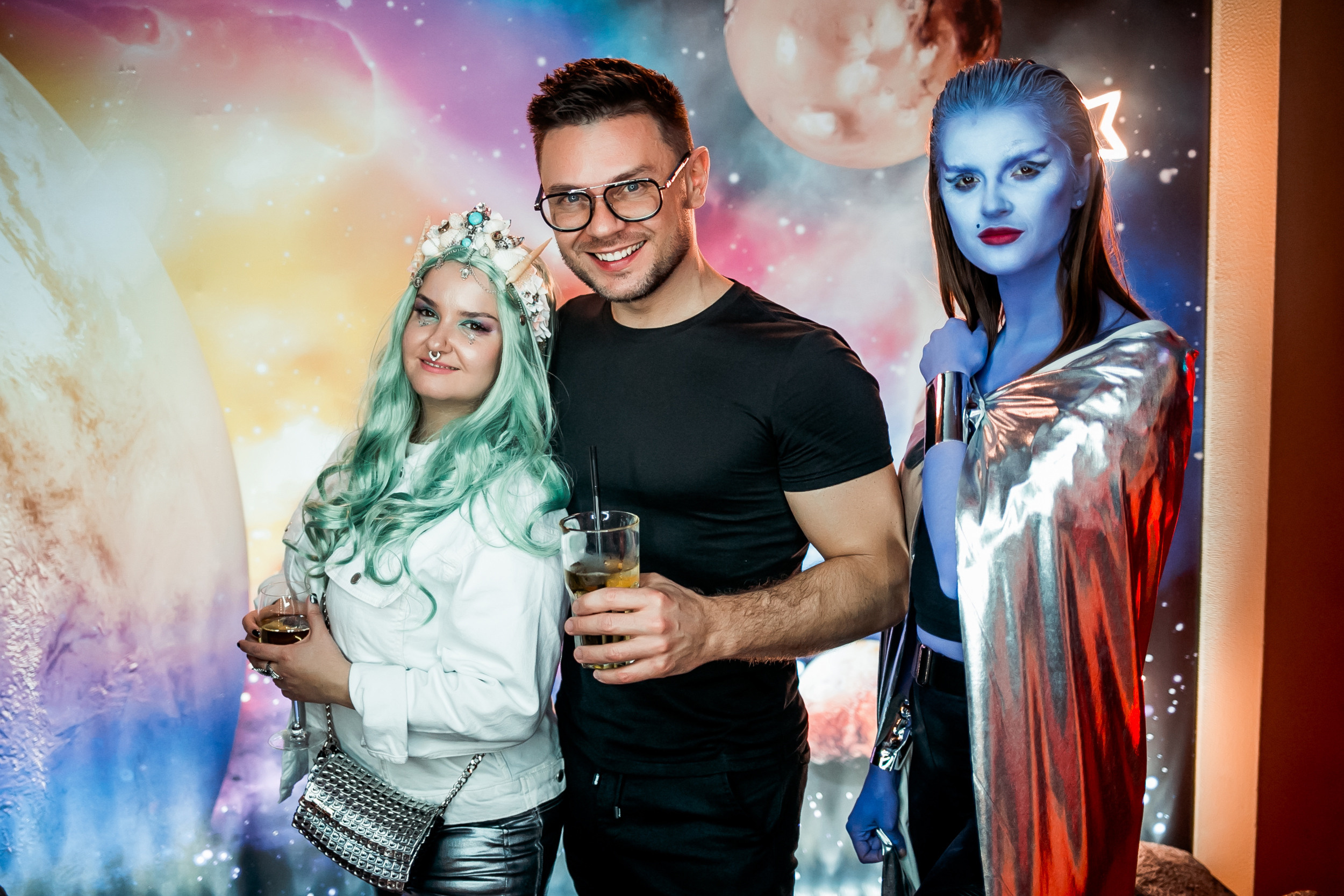 Космическая вечеринка RED BULL. Репортажный фотограф в Сочи Дмитрий Ветринский