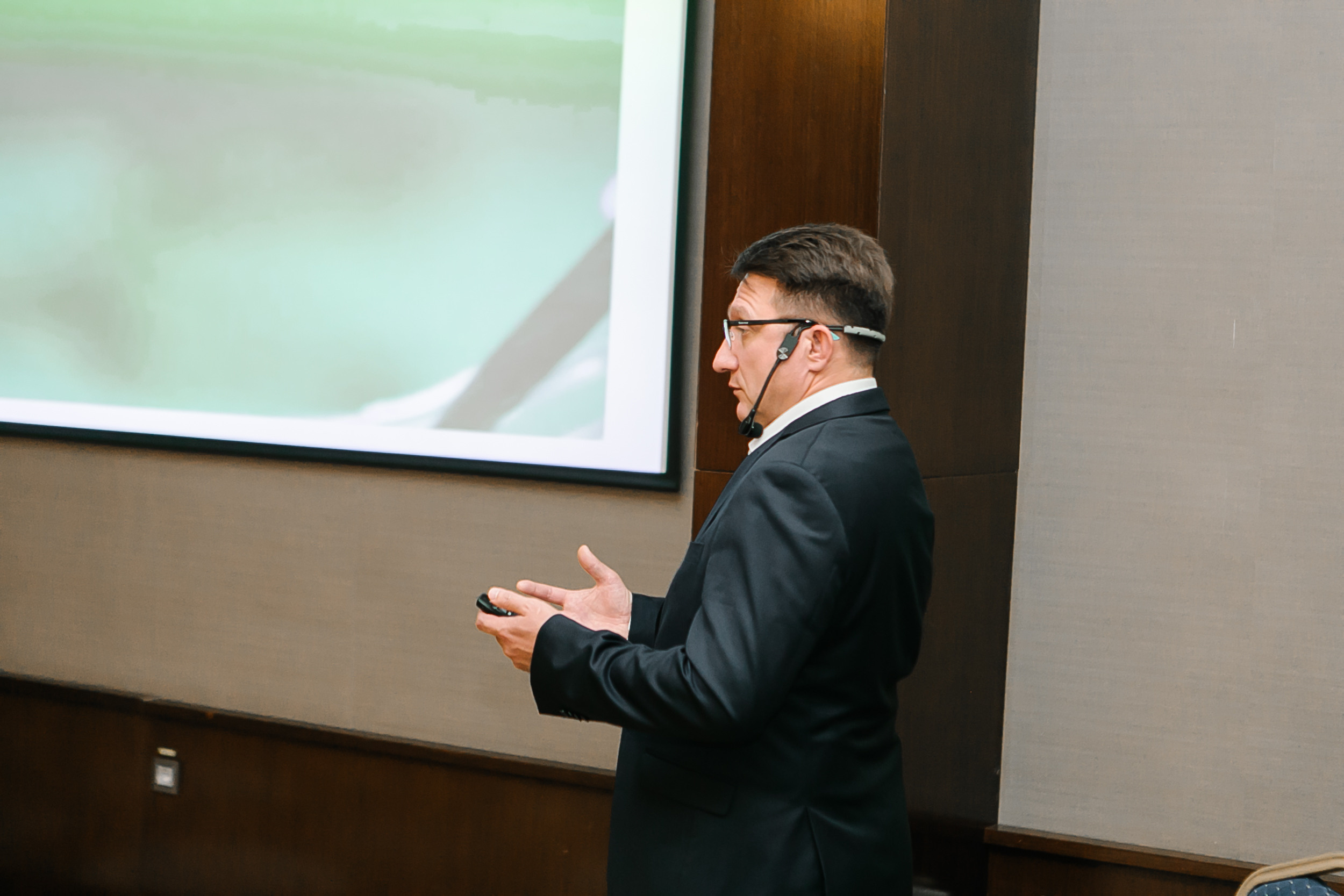 Конференция Dental Course Красная поляна. Репортажный фотограф в Сочи Дмитрий Ветринский