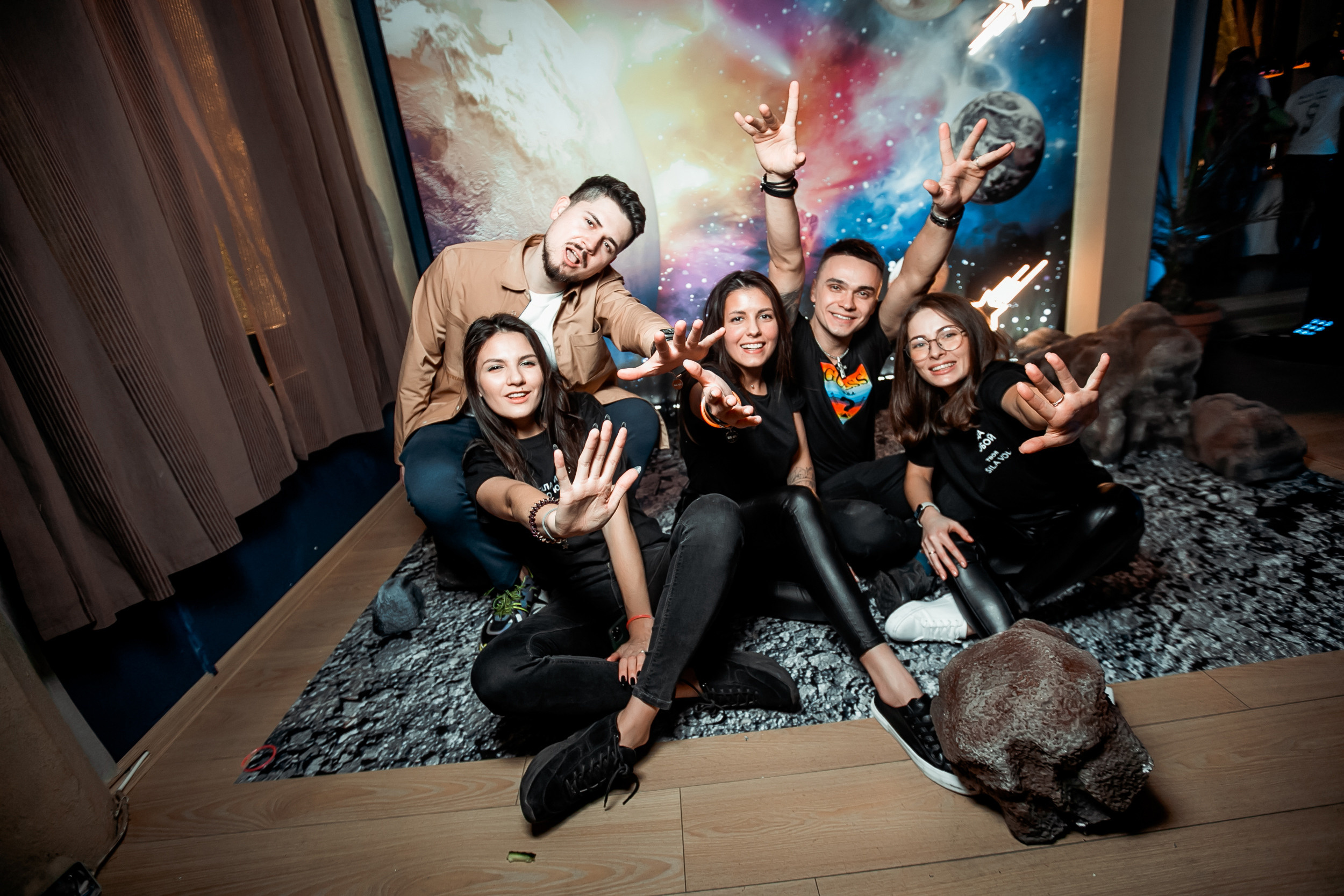 Космическая вечеринка RED BULL. Репортажный фотограф в Сочи Дмитрий Ветринский