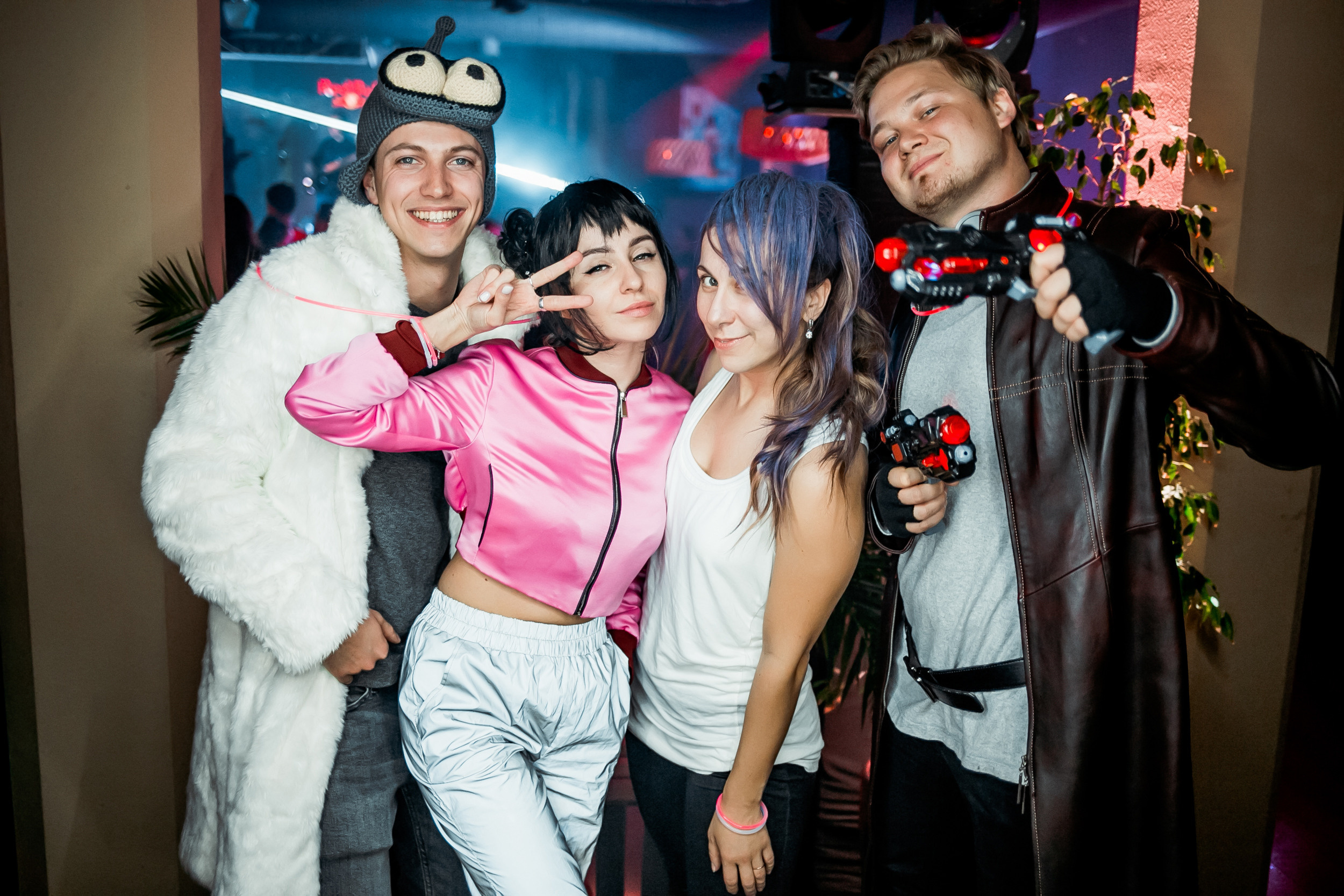 Космическая вечеринка RED BULL. Репортажный фотограф в Сочи Дмитрий Ветринский