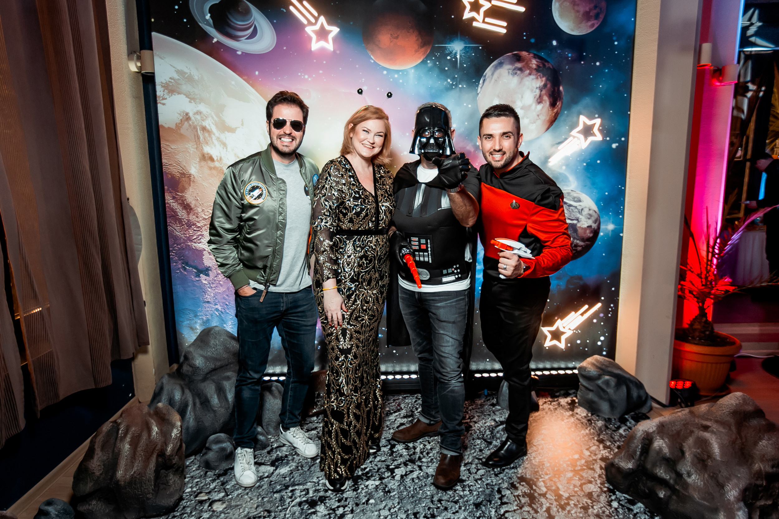 Космическая вечеринка RED BULL. Репортажный фотограф в Сочи Дмитрий Ветринский