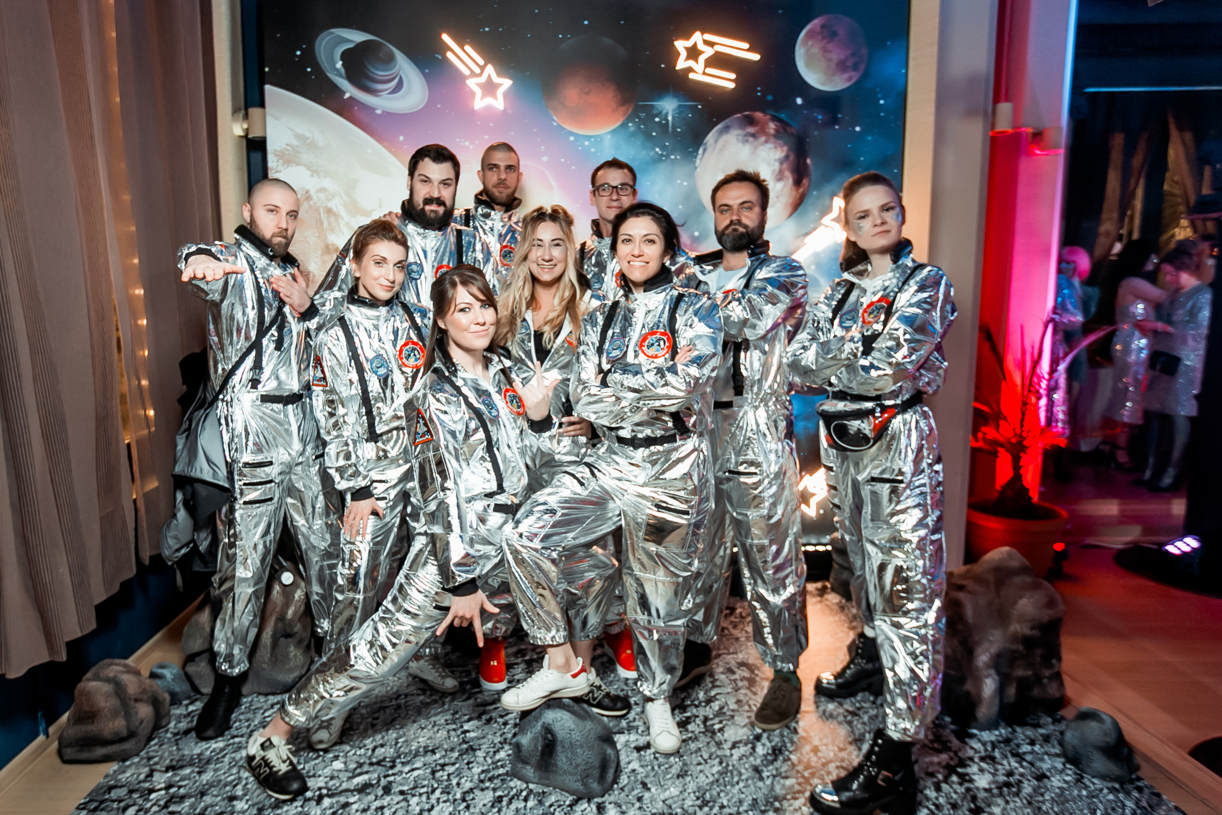 Космическая вечеринка RED BULL. Репортажный фотограф в Сочи Дмитрий Ветринский