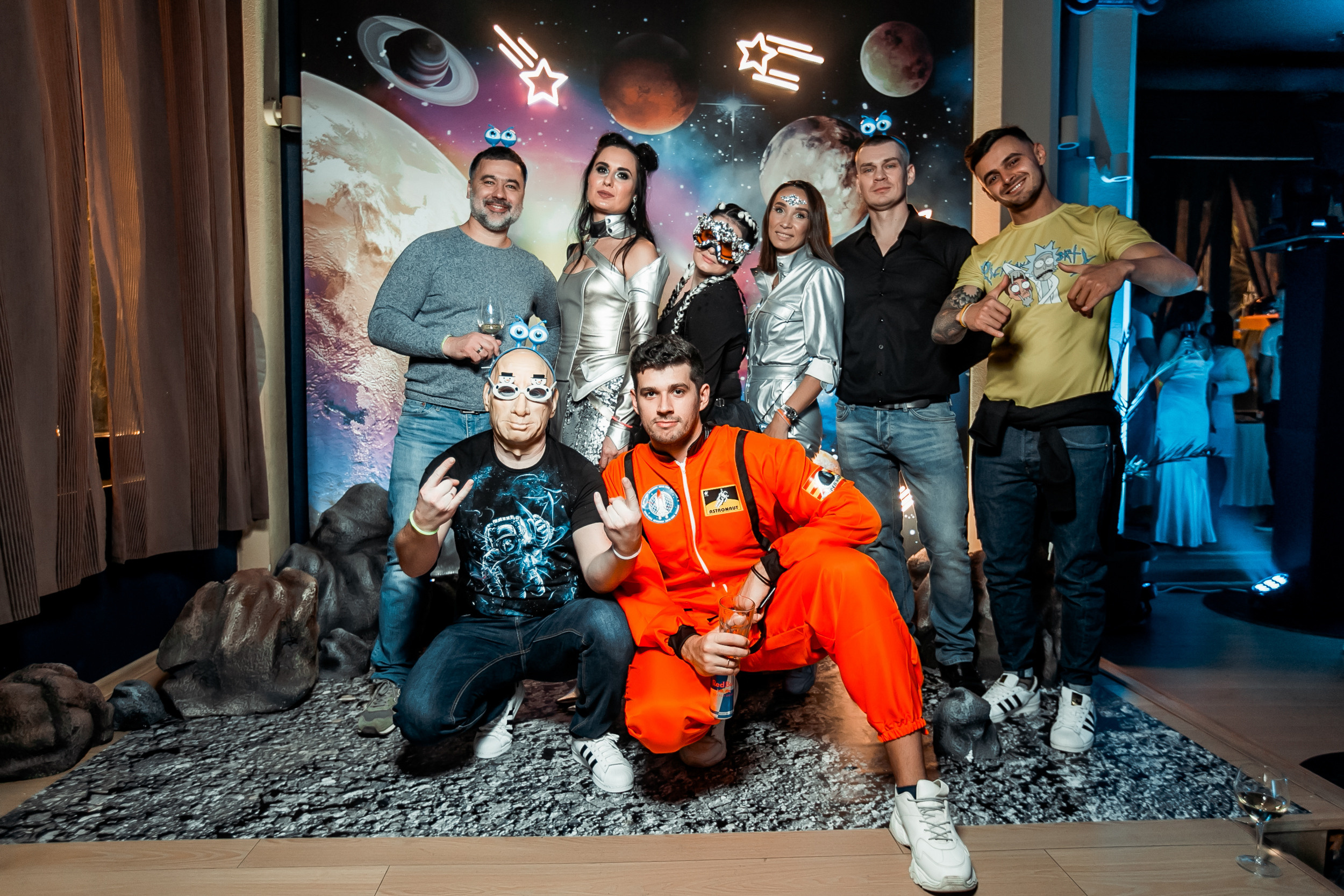 Космическая вечеринка RED BULL. Репортажный фотограф в Сочи Дмитрий Ветринский