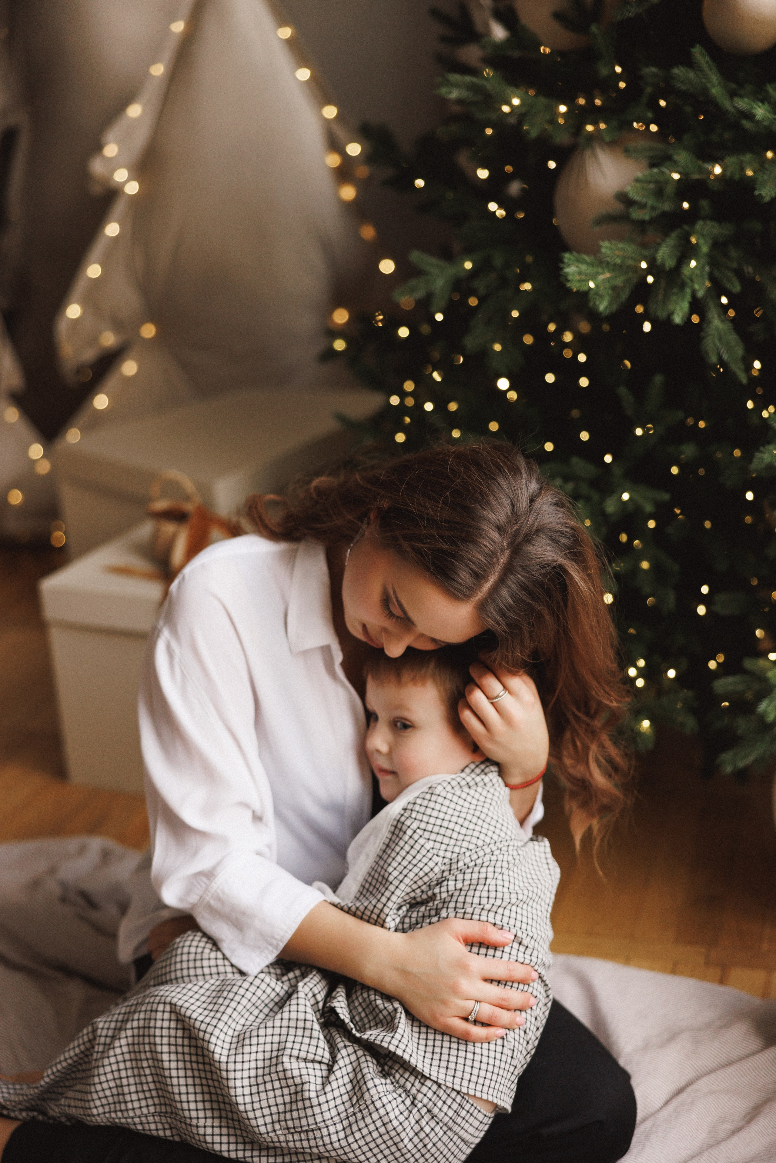 Семейная новогодняя фотосессия в фотостудии «Паркет», город Краснодар. Семейный и детский фотограф в Краснодаре Анна Трашкова