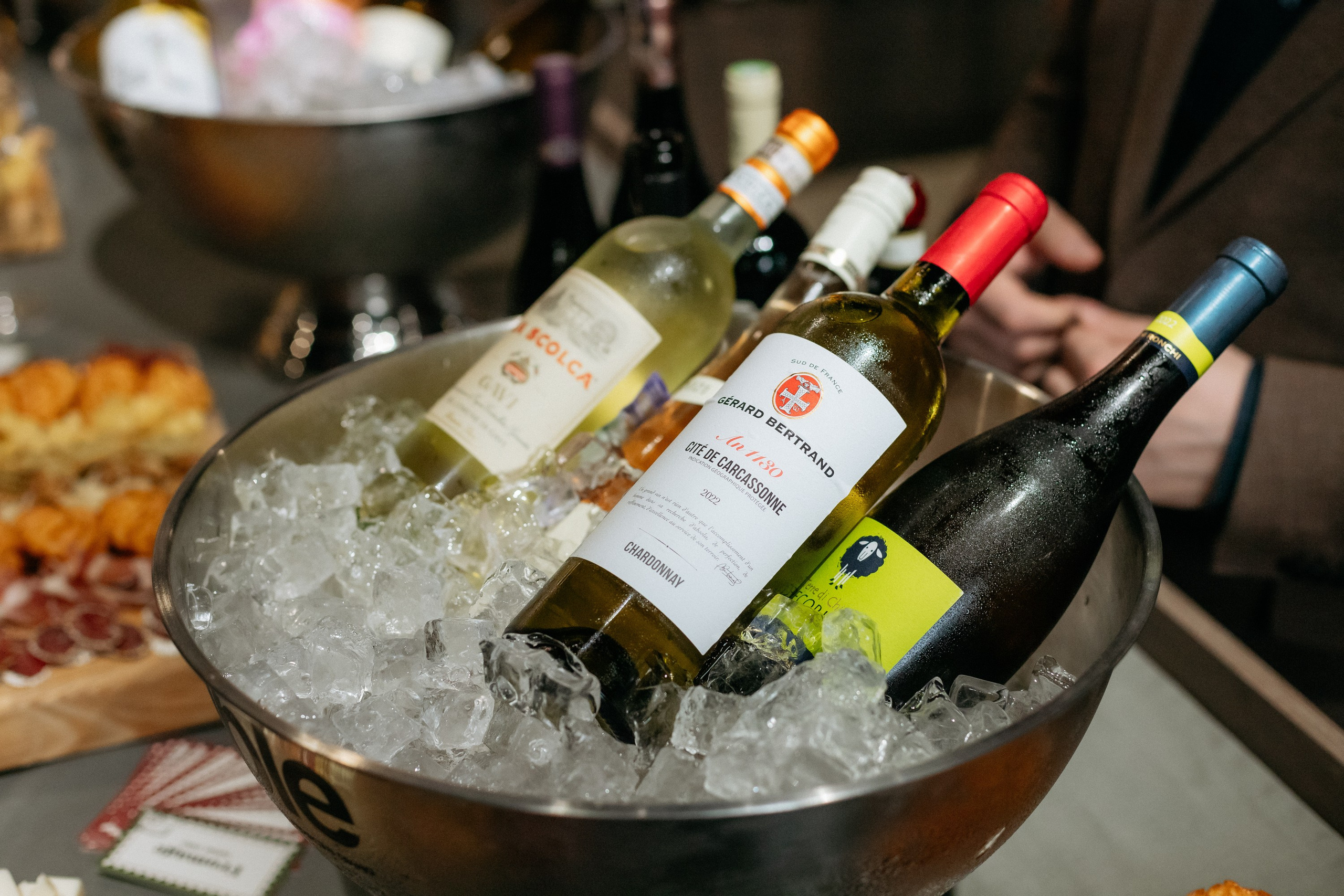 BY SIMPLE ВИНОТЕКА — ОТКРЫТИЕ. СВОИ. ФОТООТЧЕТЫ-СОБЫТИЯ-МЕСТА