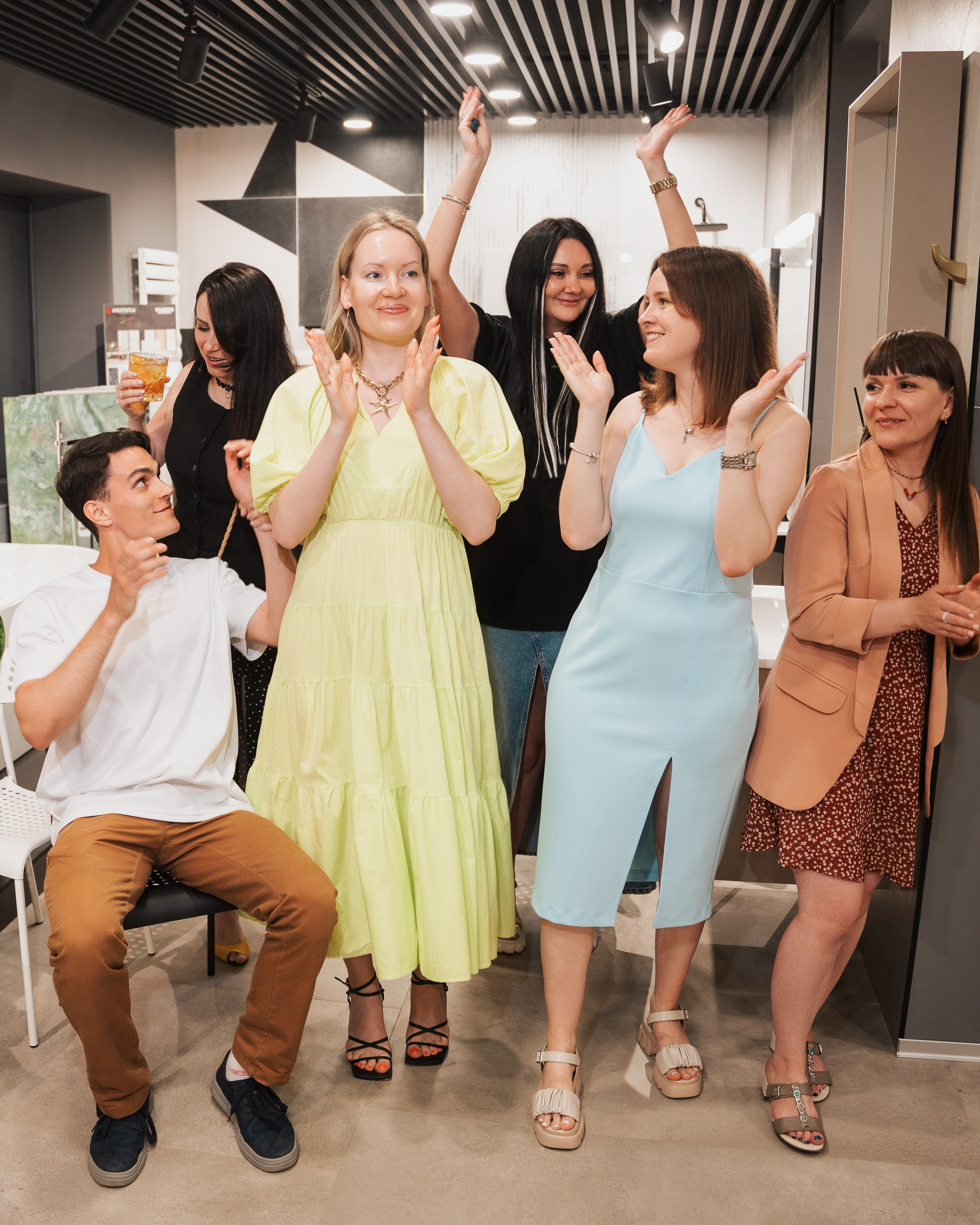 KRAN — Вечеринка для дизайнеров. СВОИ. ФОТООТЧЕТЫ-СОБЫТИЯ-МЕСТА