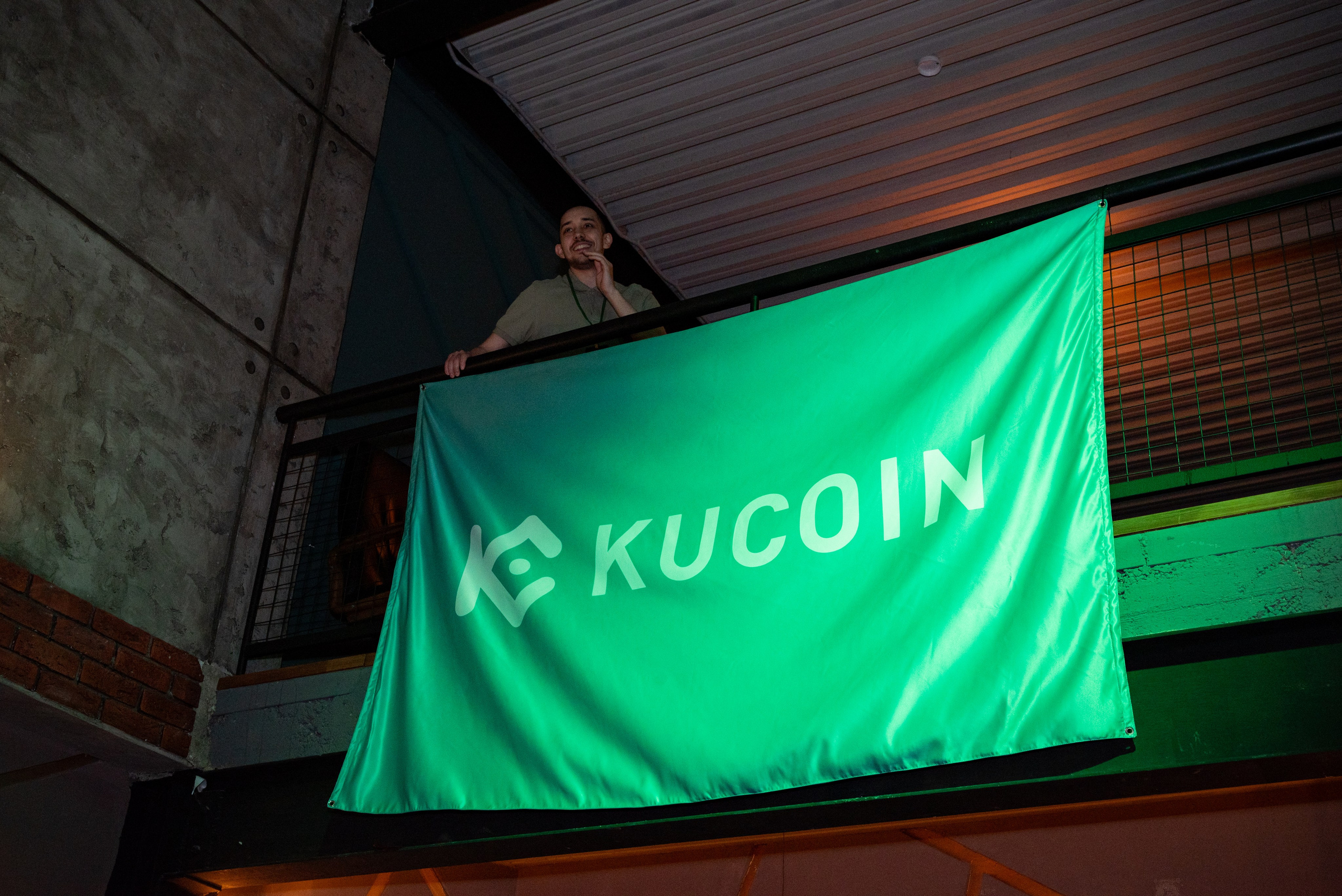 Конференция от криптобиржи KuCoin. Фотограф мероприятий в Москве