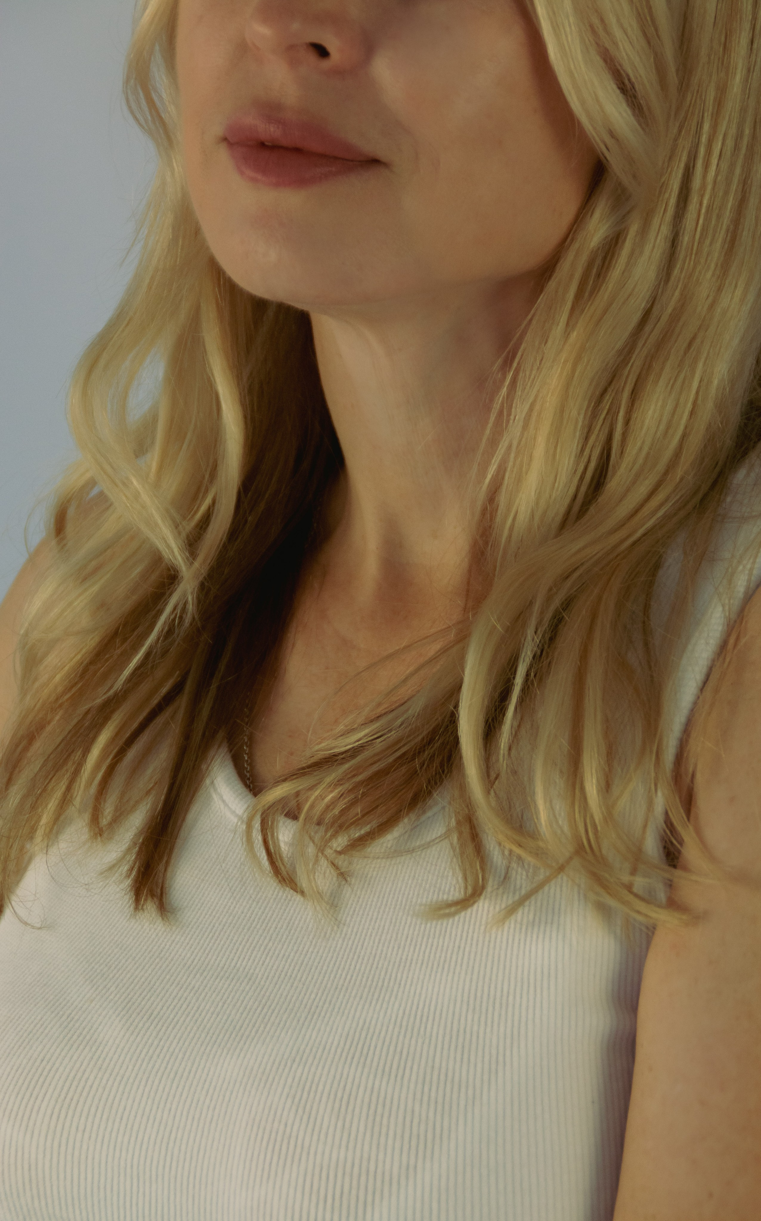 Студийный белый. Елена Волкова семейный фотограф в станице Гостагаевской города-курорта Анапа