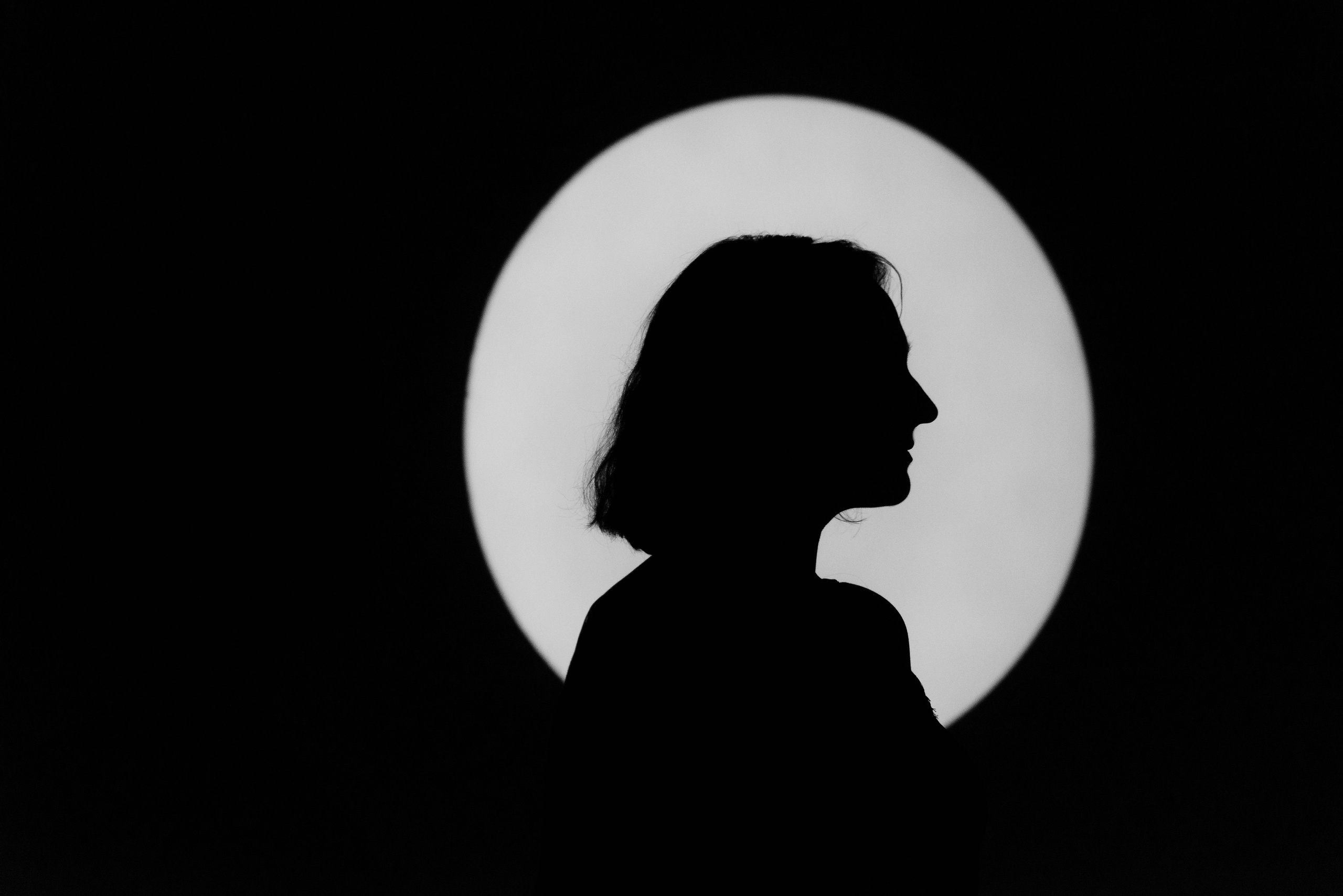 Женский портрет, студийная съемка, маска габо.