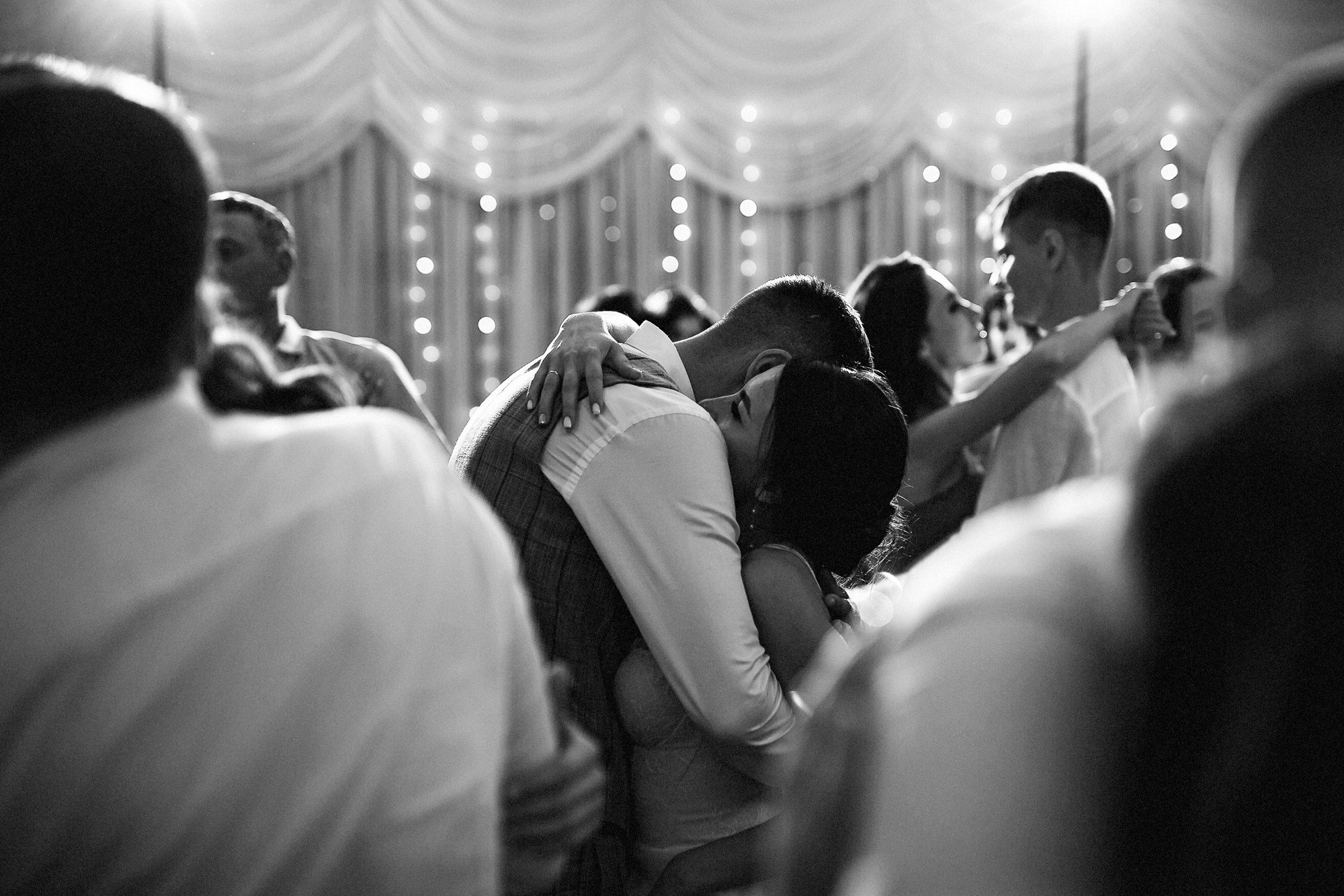 Свадебный фотограф Барнаул. Свадебный репортажный и фуд фотограф в Барнауле Гайфулин Виталий