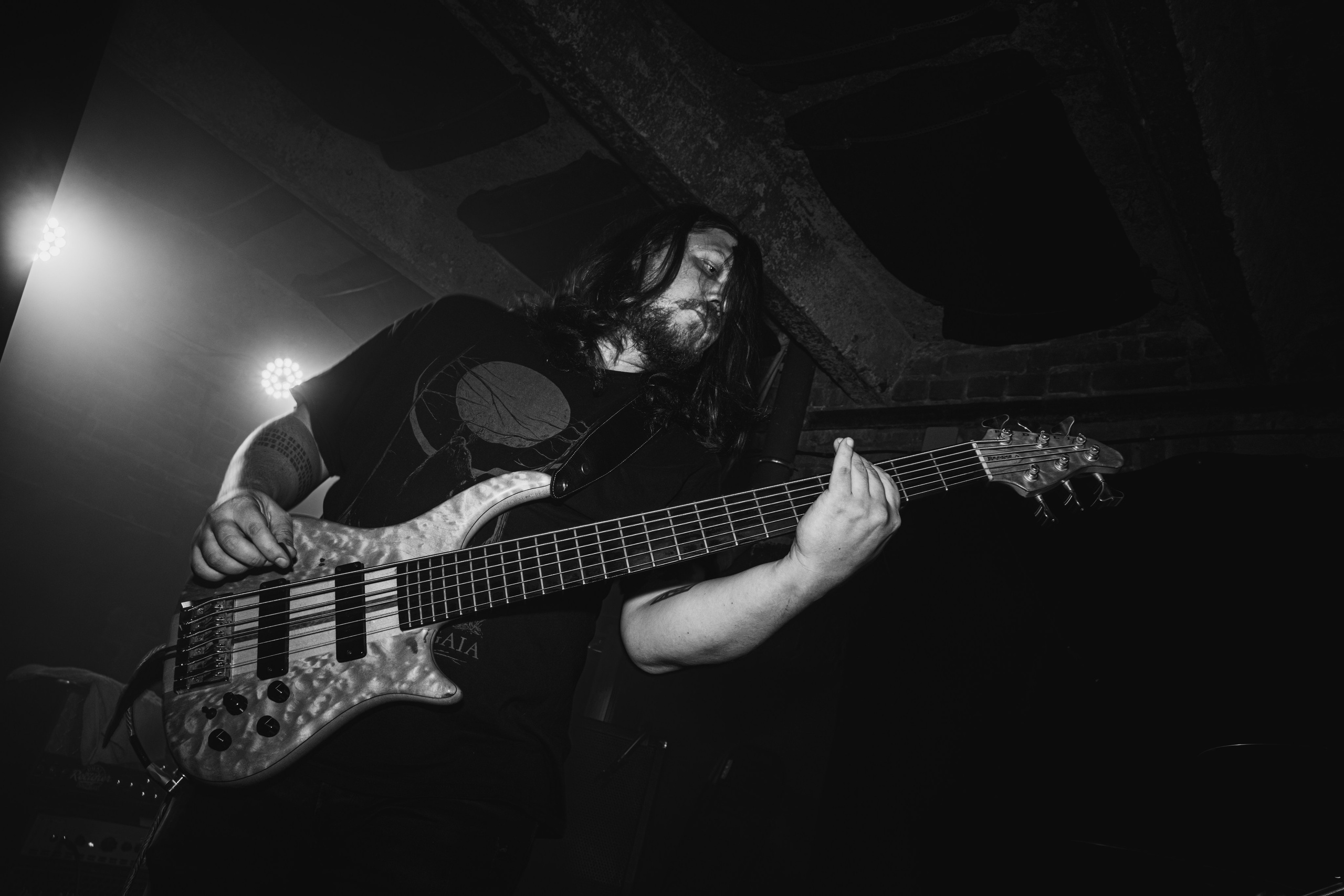 Laugar & Шумы Штормовых Широт & Пожары На Дальнем Севере 11.10.2025. Репортажный фотограф в Москве Legiodot