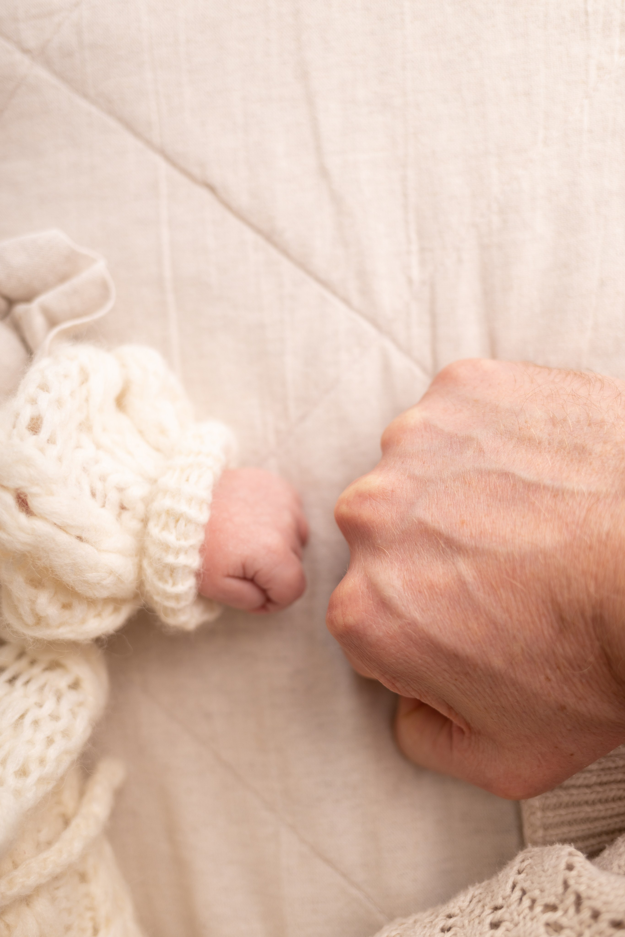 Newborn съемка в стиле Лайф. Фотограф новорожденных малышей в Омске и Омской области Эльвира Камаева