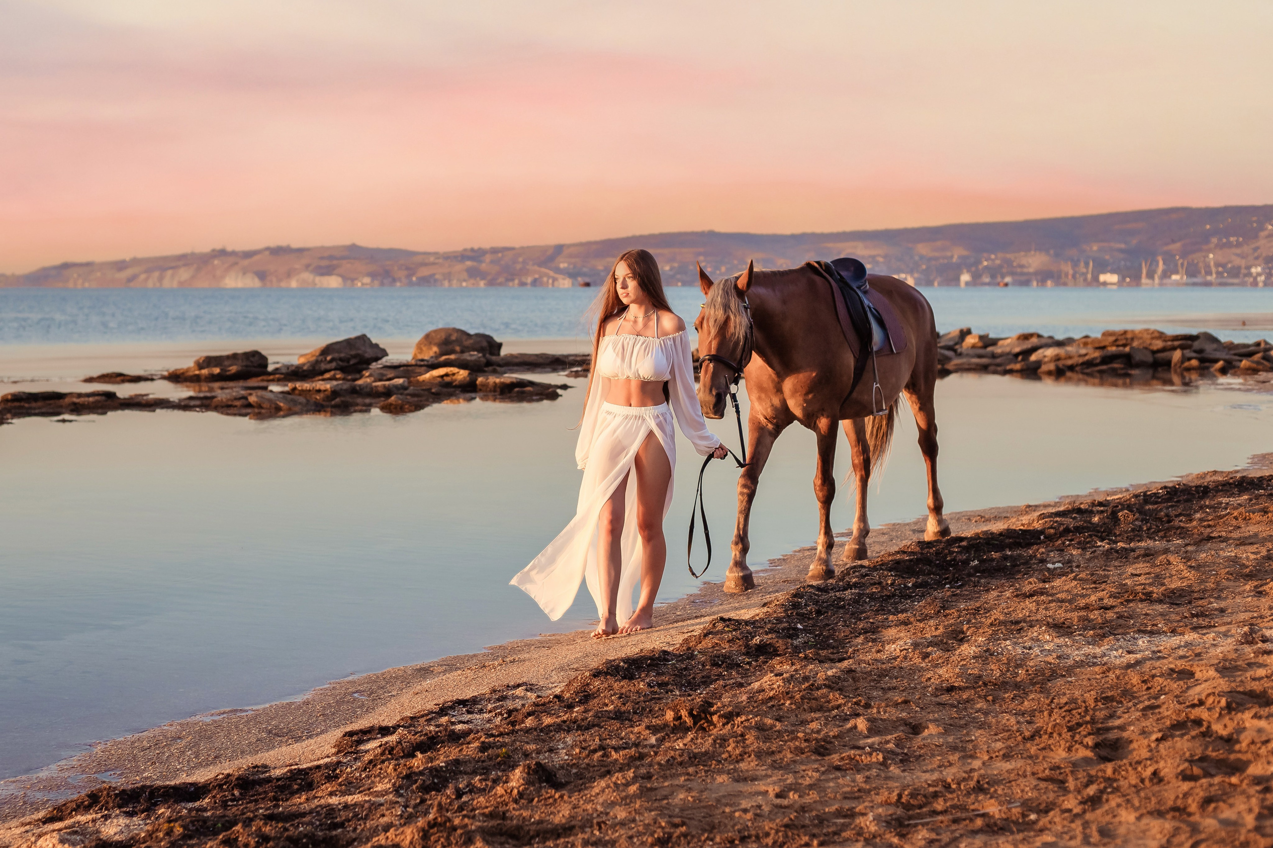 Фотосессия на море с лошадью. Фотограф в Феодосии Наталья Булгакова