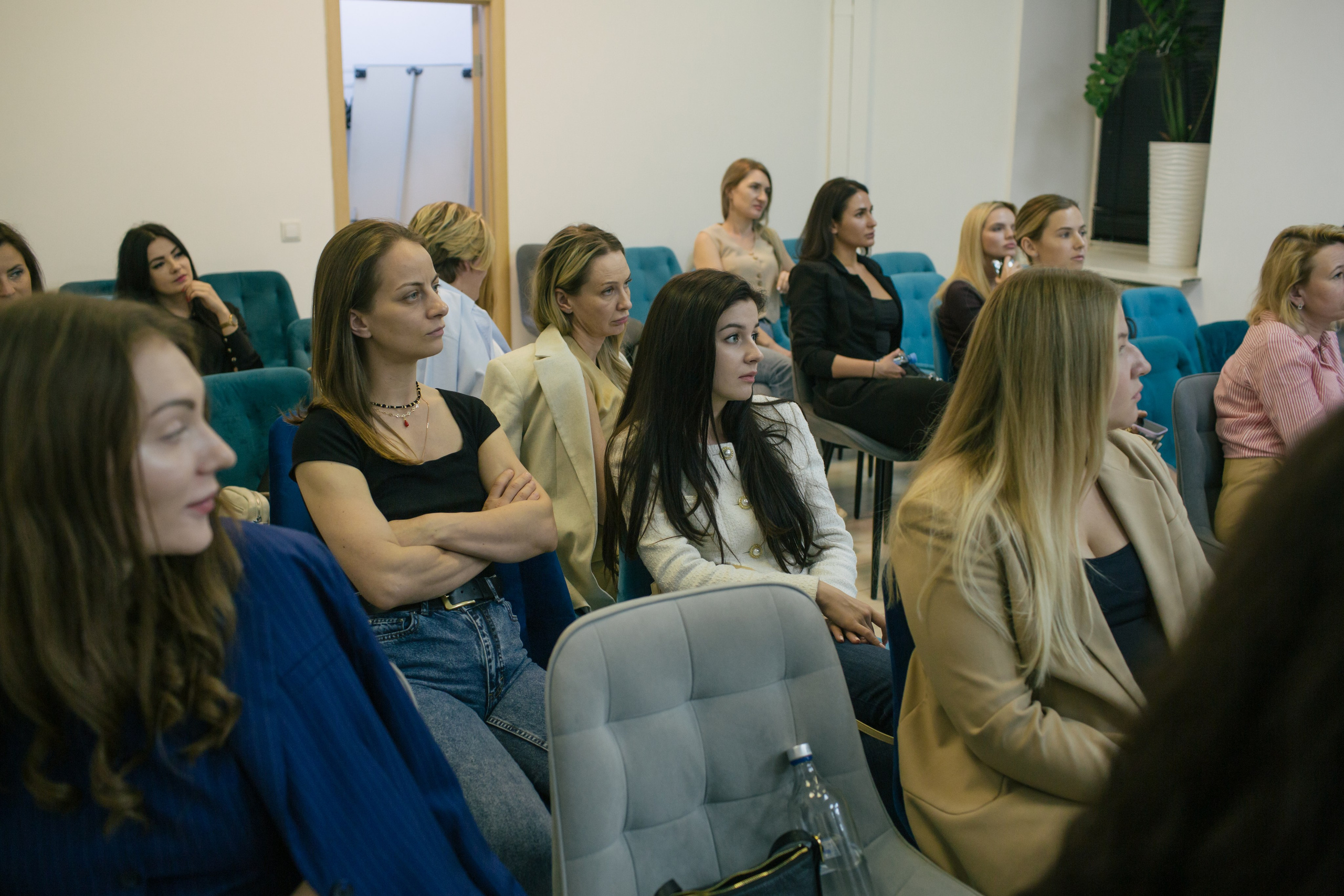 Деловые мероприятия. Фотограф Алексей Байков: репортажная, деловая и интерьерная фотосъёмка